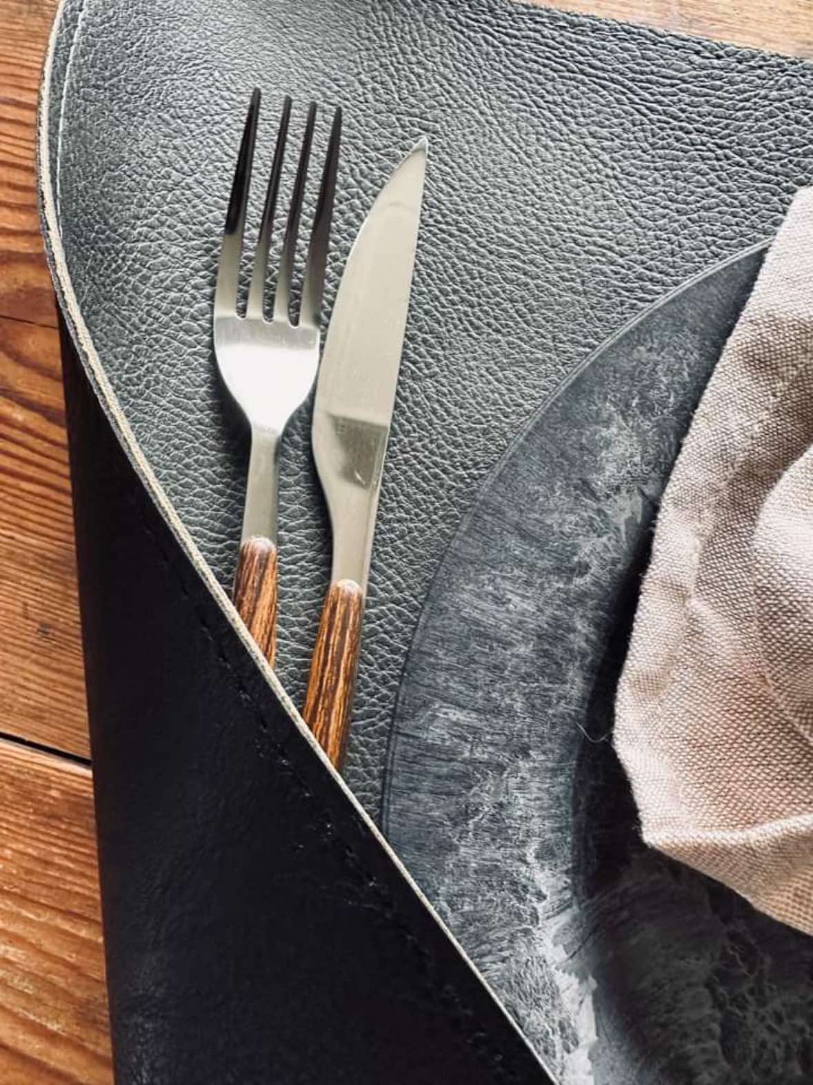Plassmatte vendbar – Grå / Svart