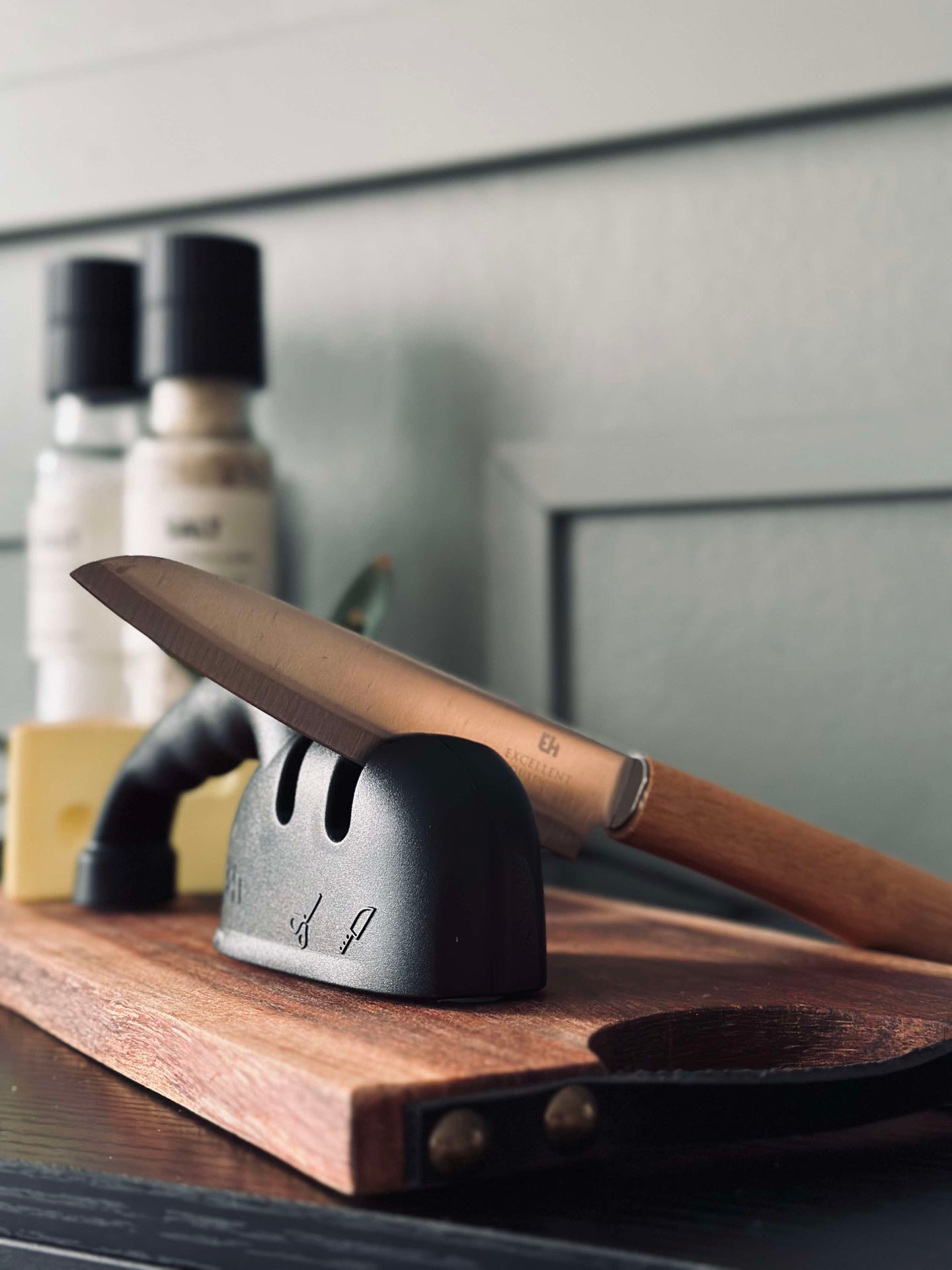 Sliper til kniver og sakser