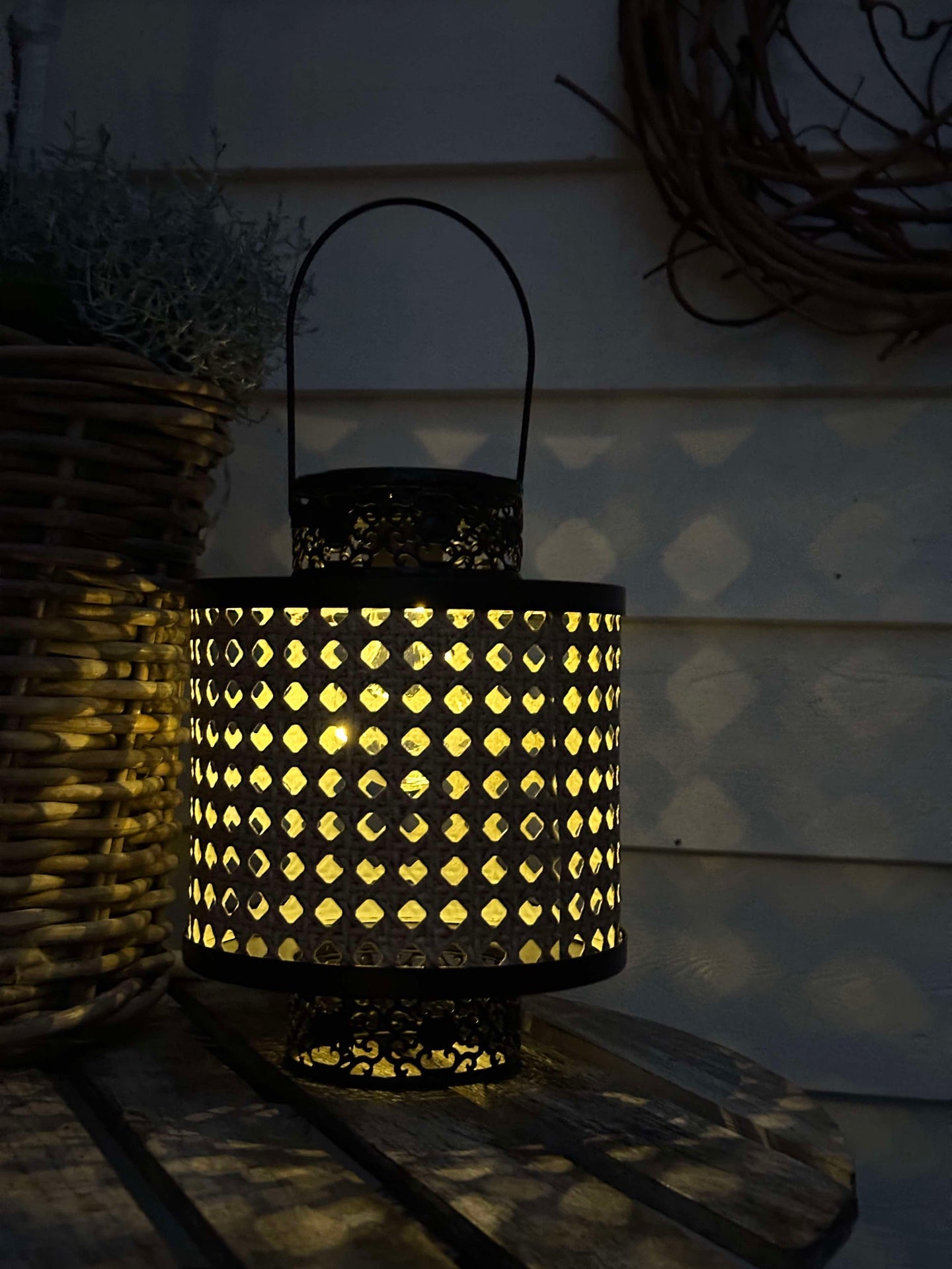 Solar lanterne - French