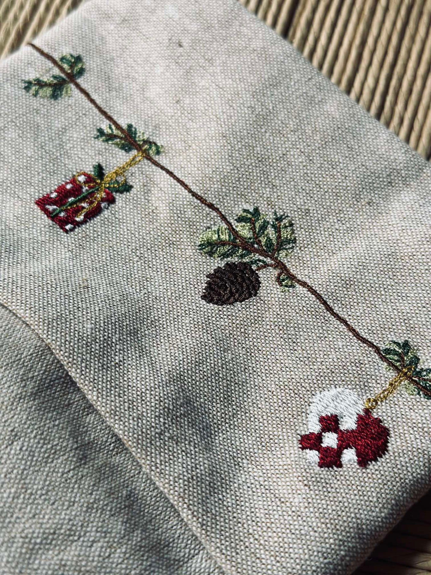Julesokk med broderi - Nostalgi