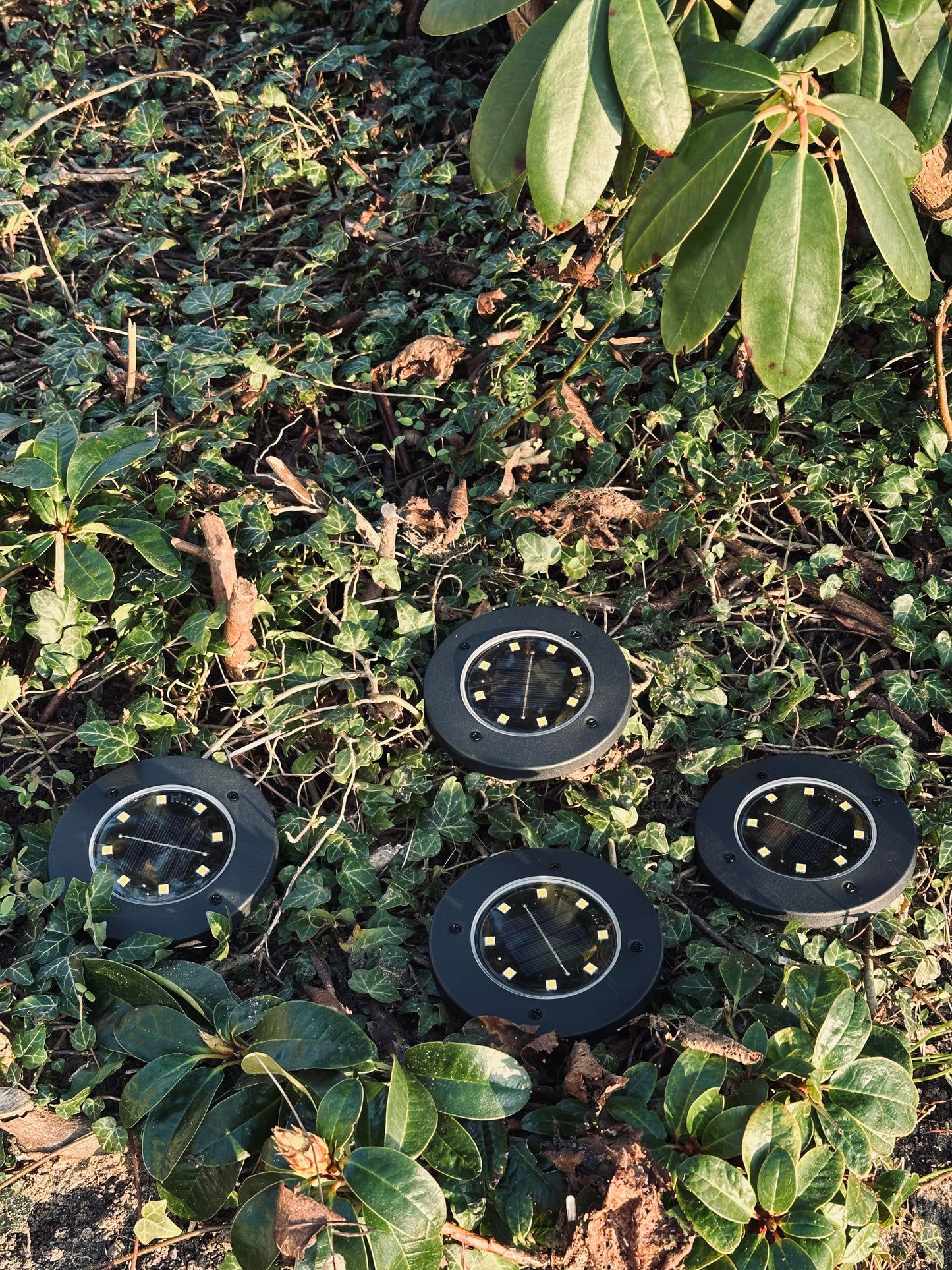 Solcelle spotter SVART – Sett med 4 stk.