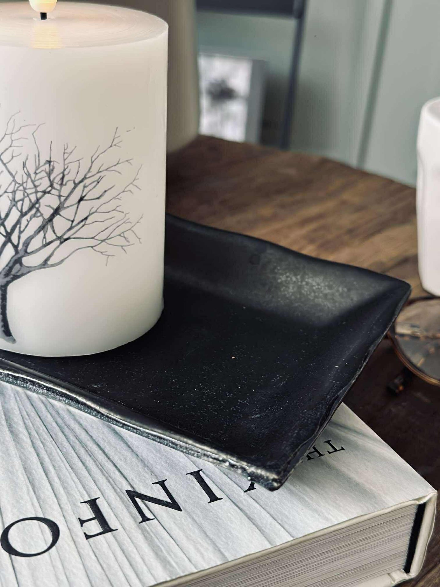 Fat i steintøy – Svart