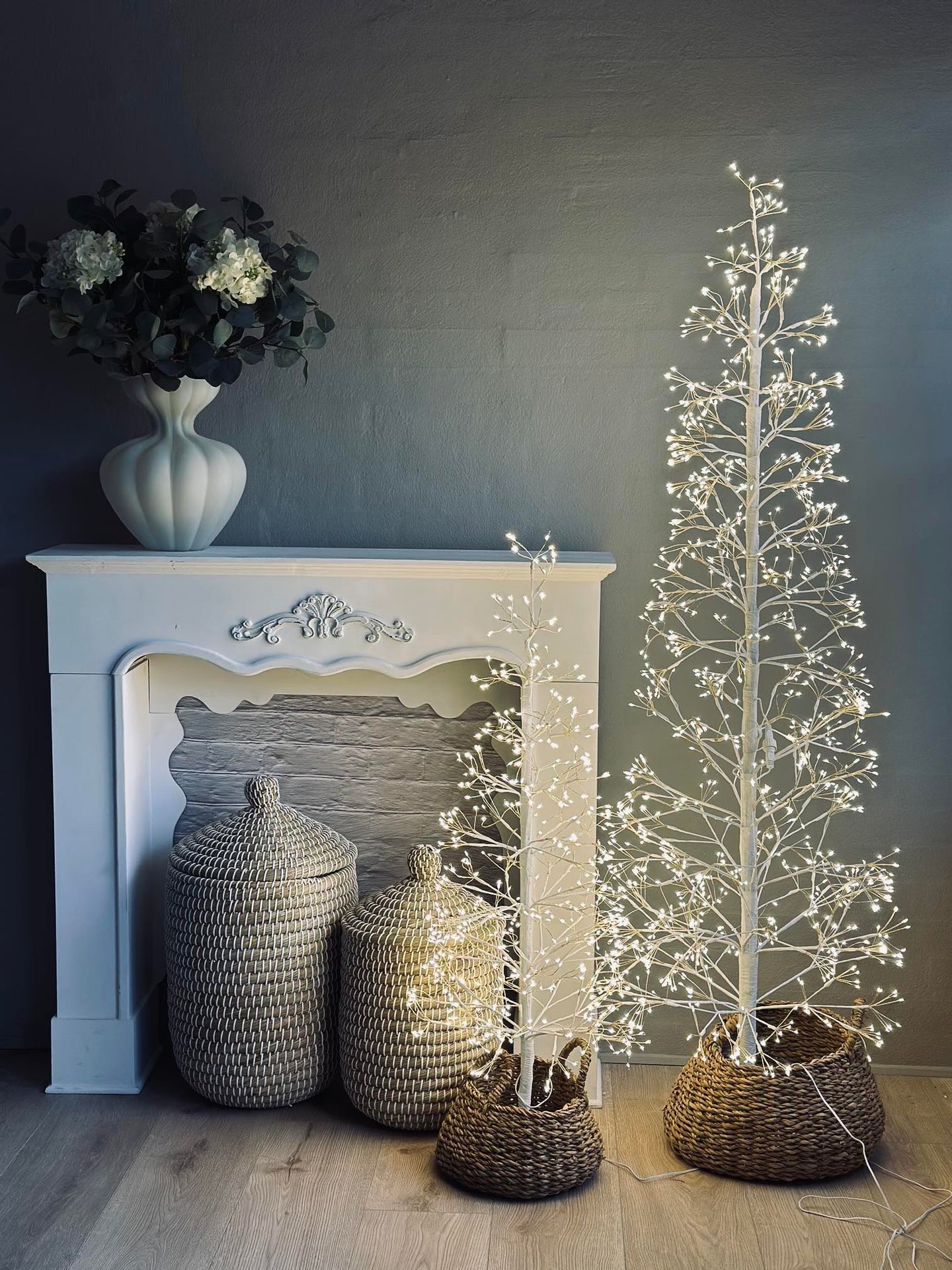 Juletre med 600 LED-lys - Hvit