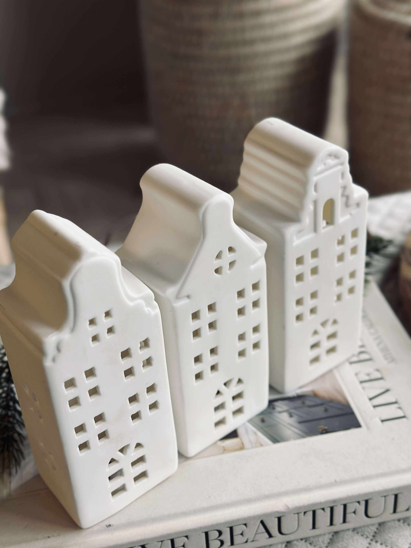 Lyslykt med LED - HVIT MIX