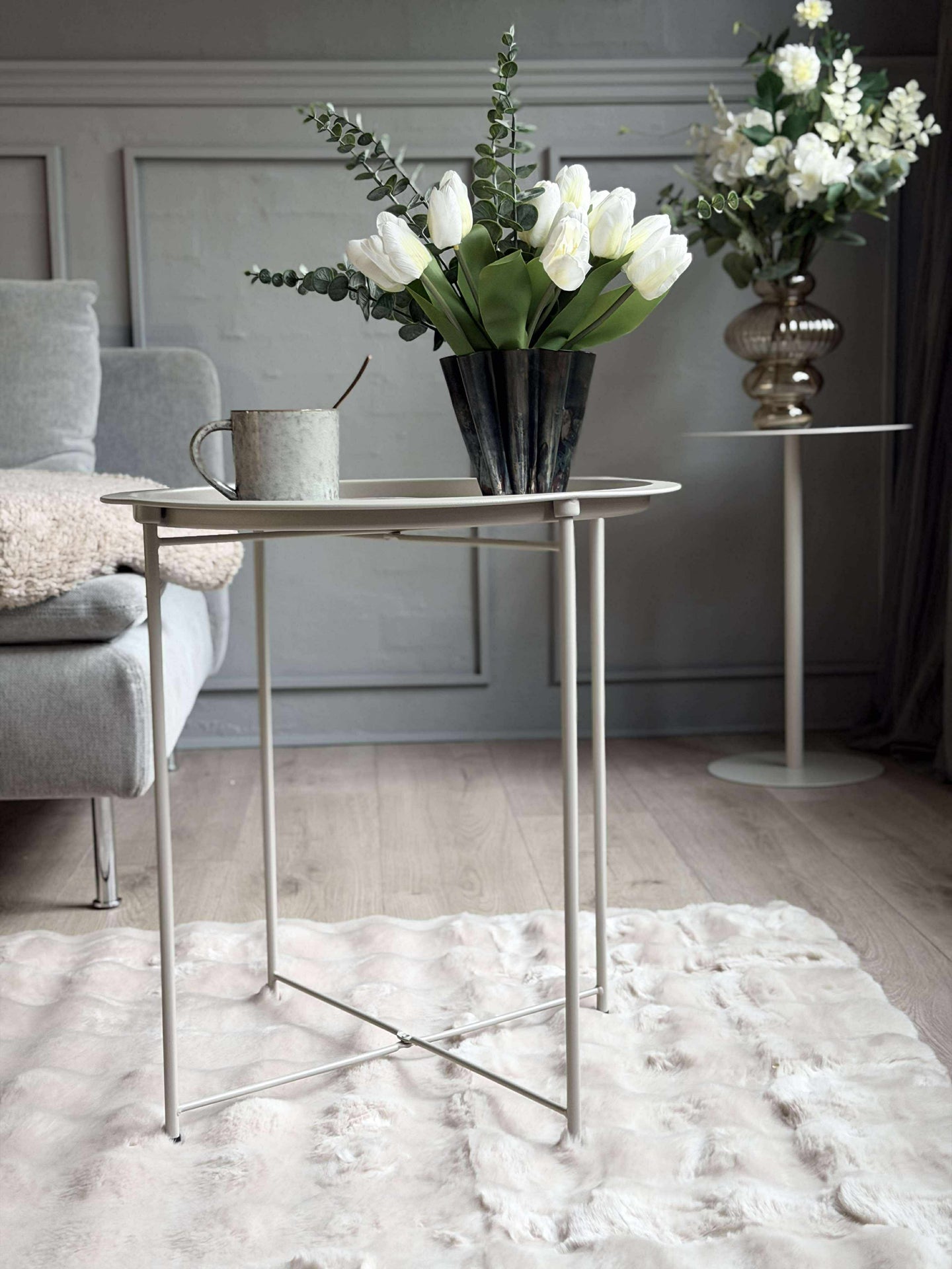 Bakkebord - Hvit metall