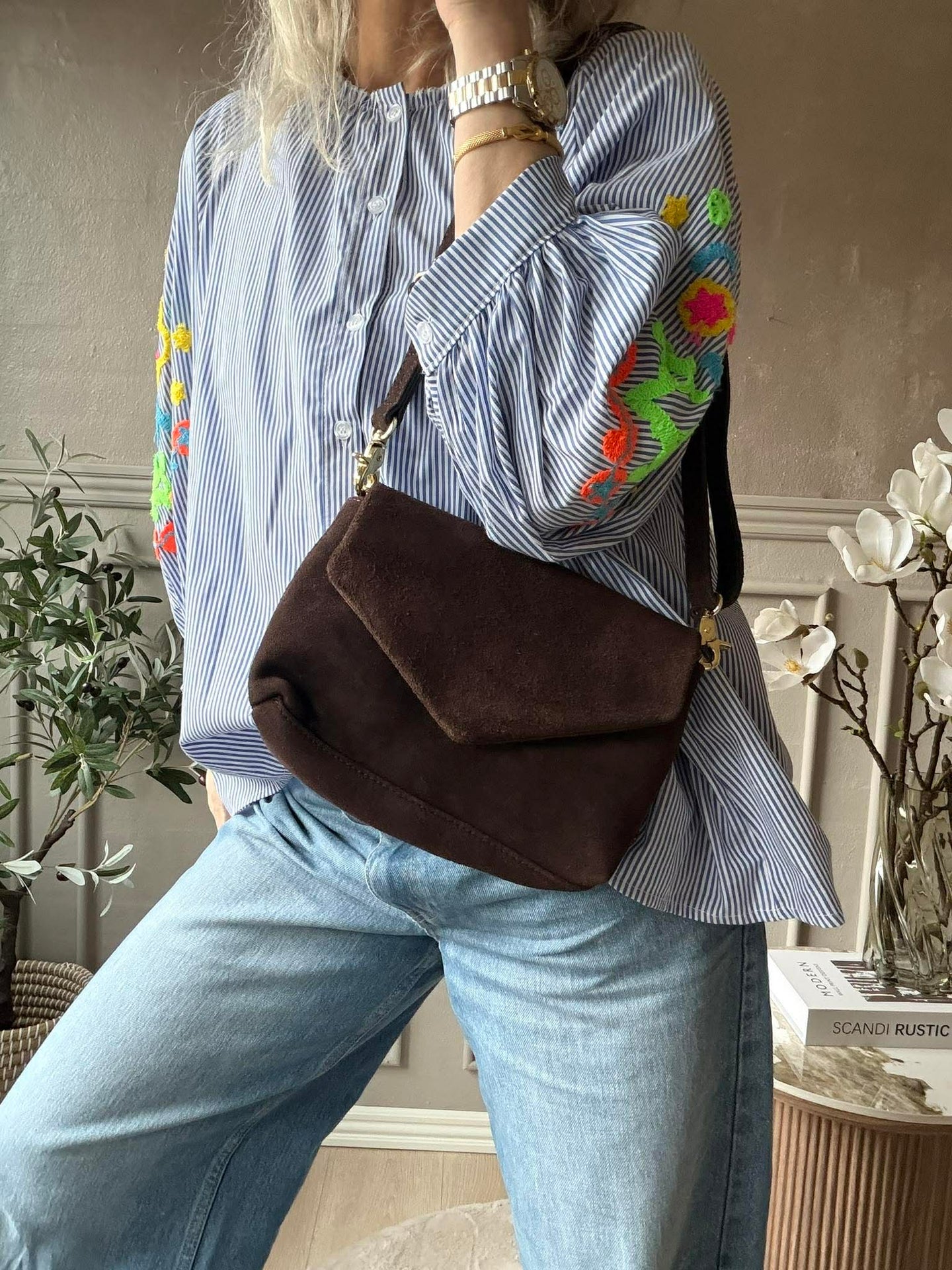 Crossover semsket skinn - Sjokolade