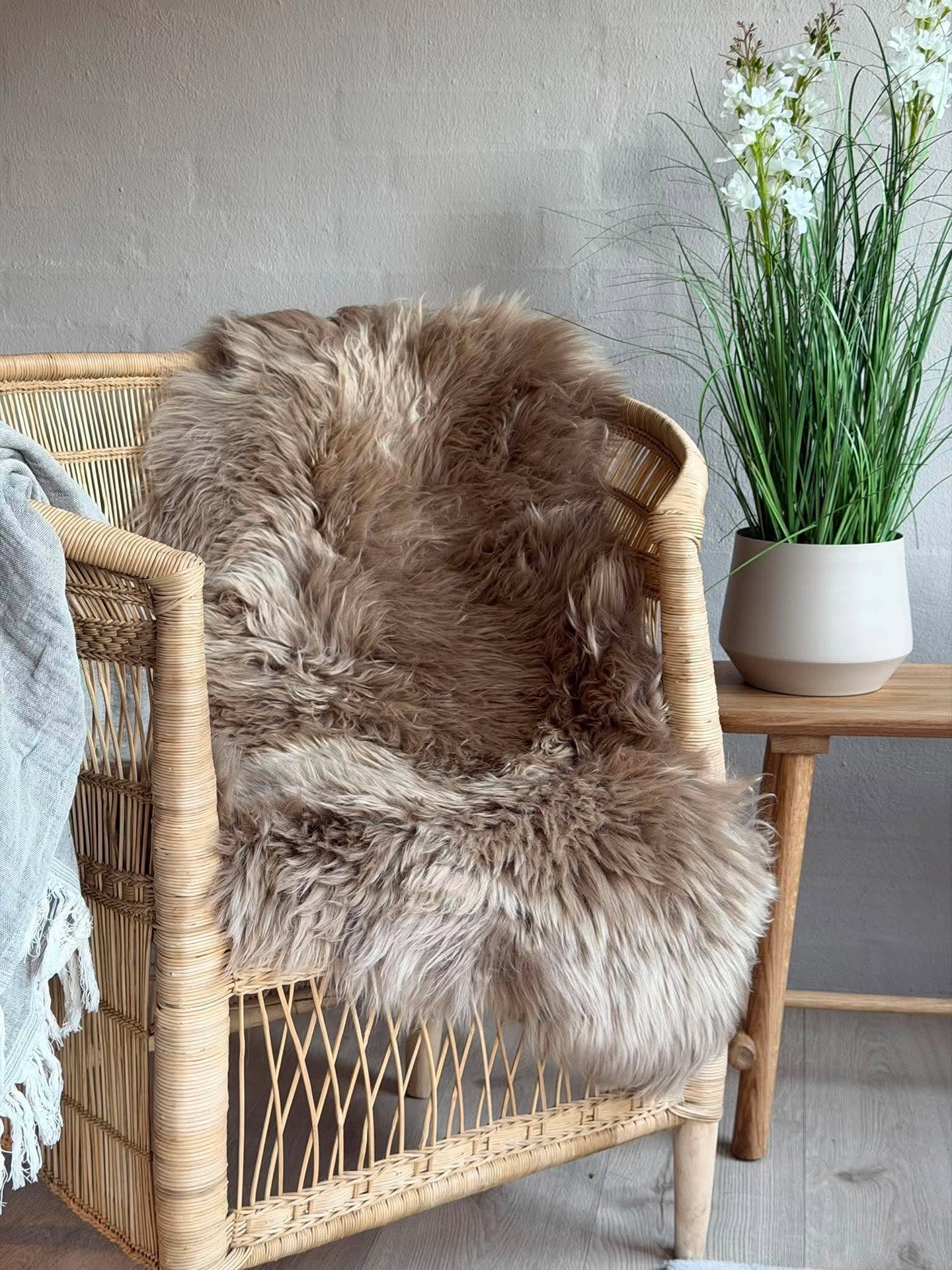 Lammeskinn Taupe - 85x55cm
