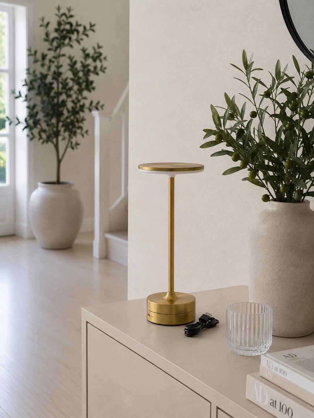 LED Bordlampe oppladbar – Lux Golden