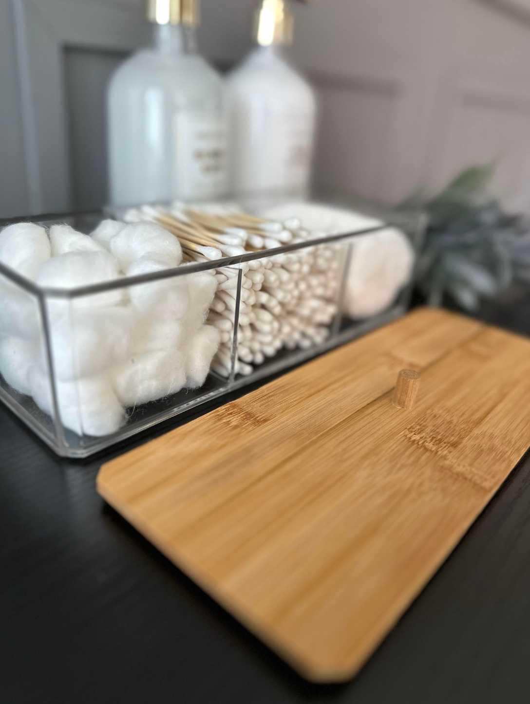 Makeup organizer - Akryl med bambuslokk