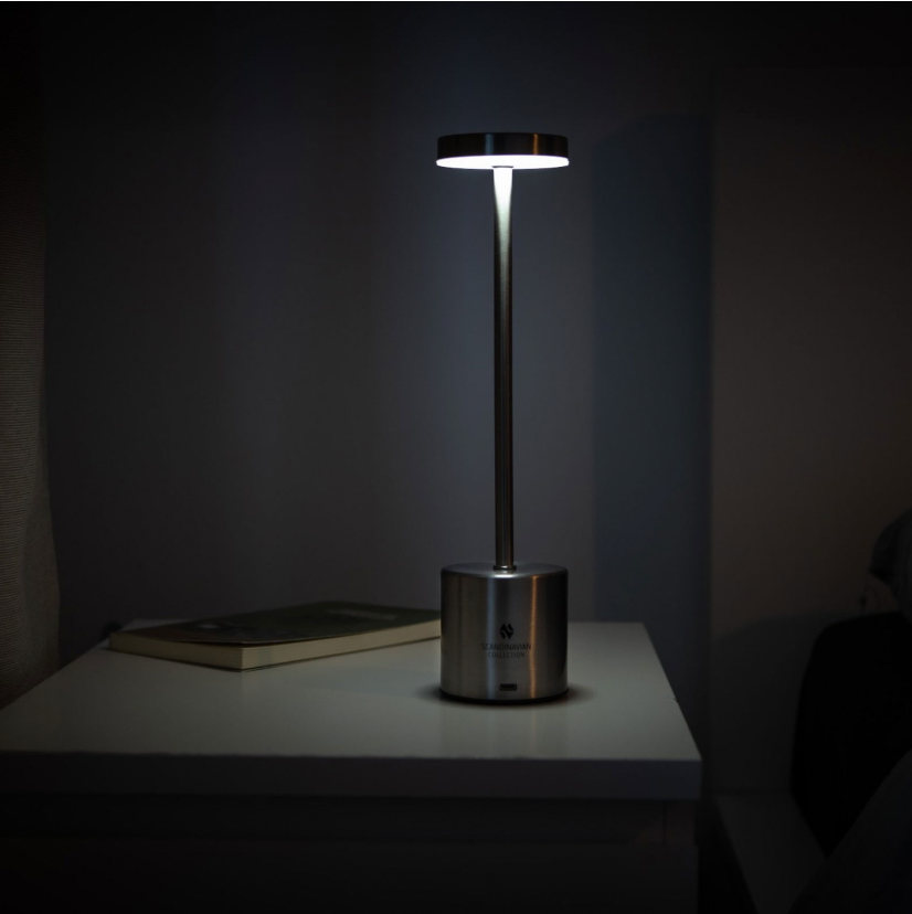 Touch bordlampe i sølv