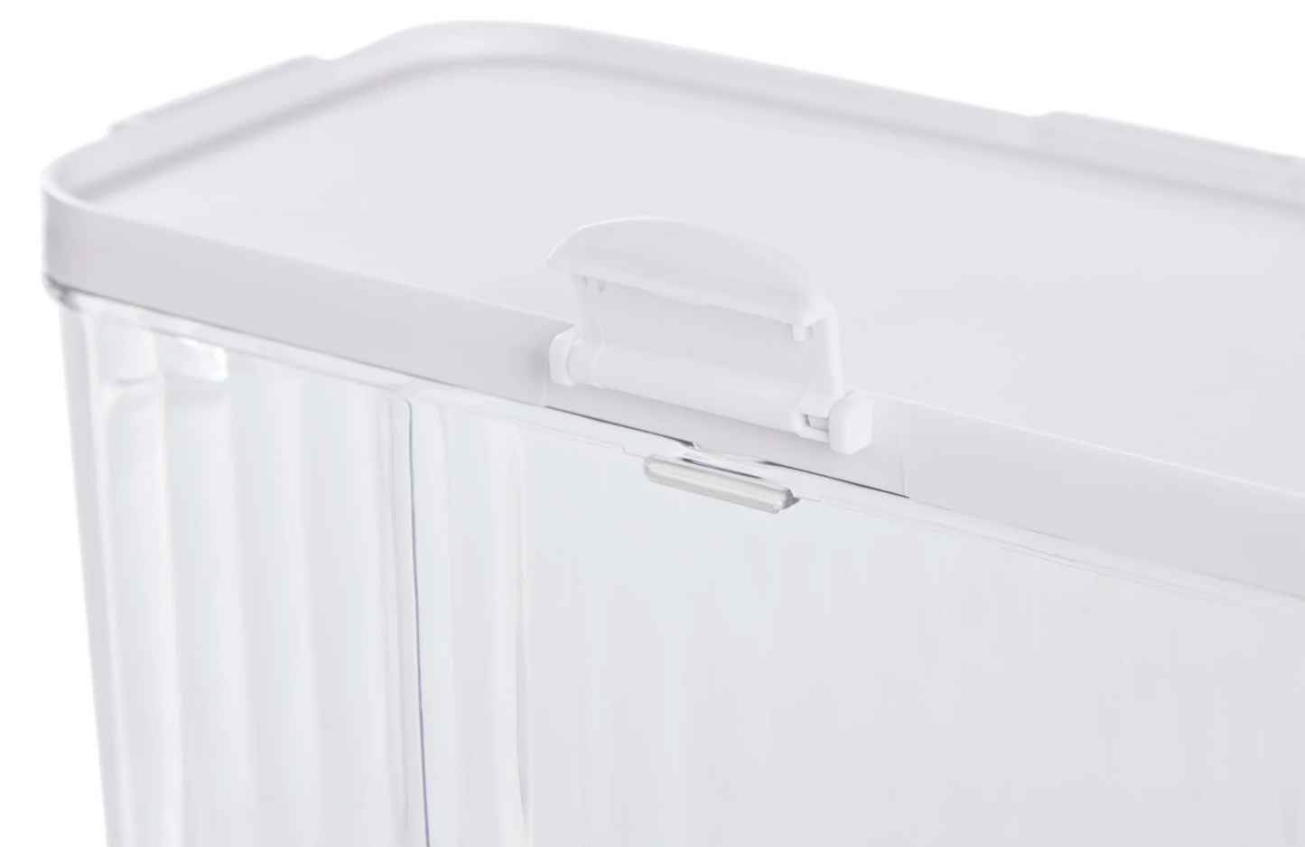 Dispenser med kran til kjøleskap