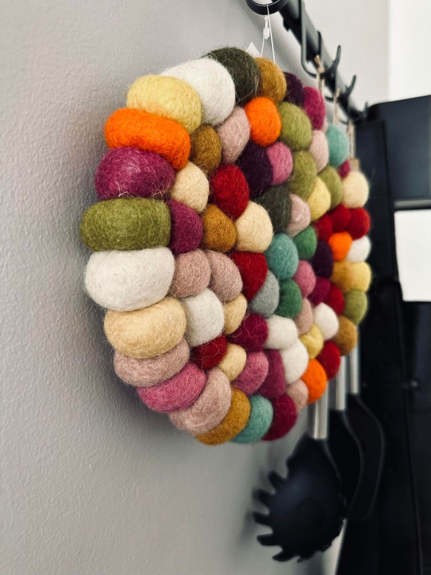 Bordskåner DOTS - Multi uld - VIAMAJA.DK