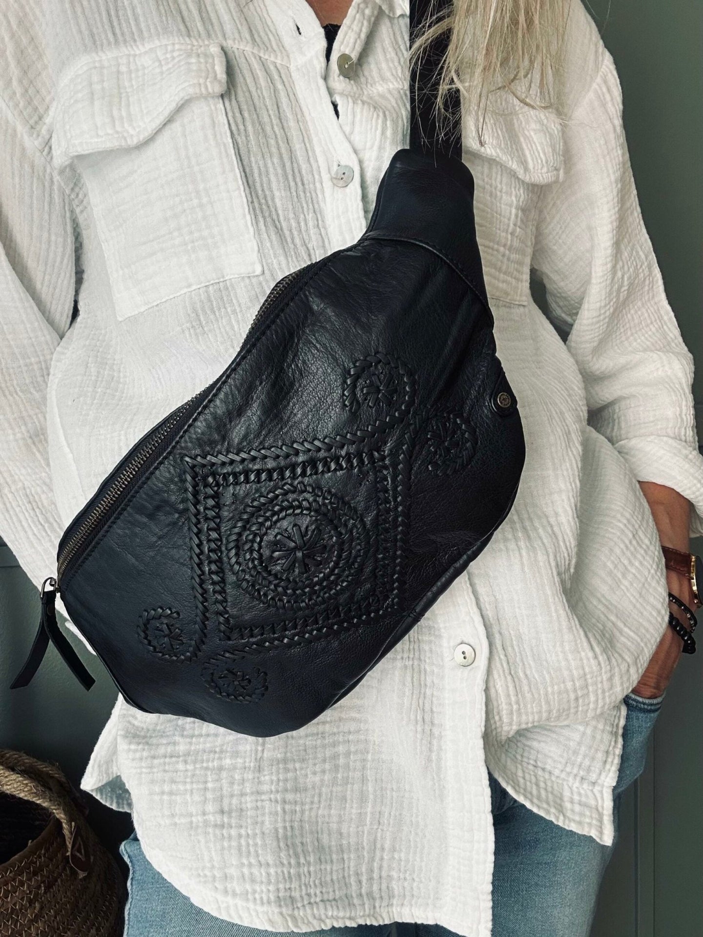 Bumbag Boheme Black – Handmade - VIAMAJA.DK