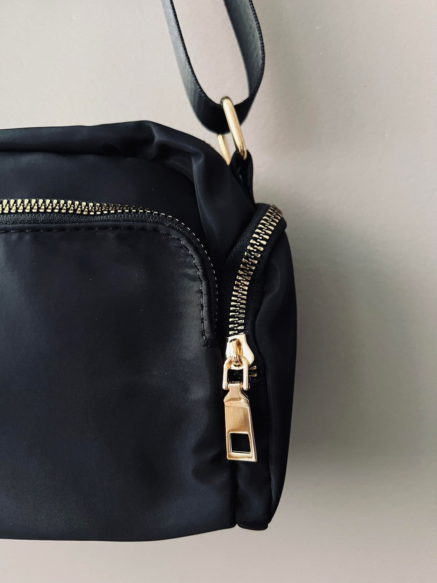 Crossbody - Black Nylon - VIAMAJA.DK