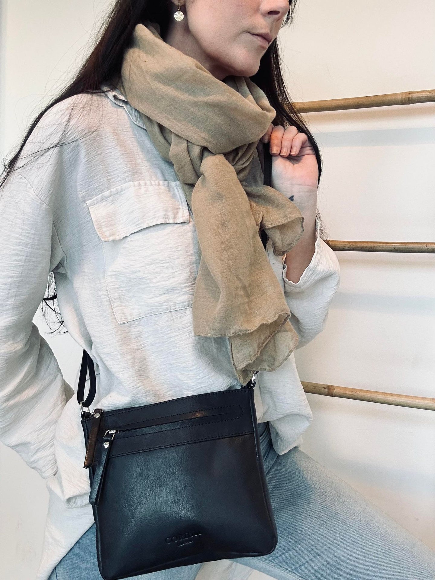 Crossbody Vintage black - VIAMAJA.DK