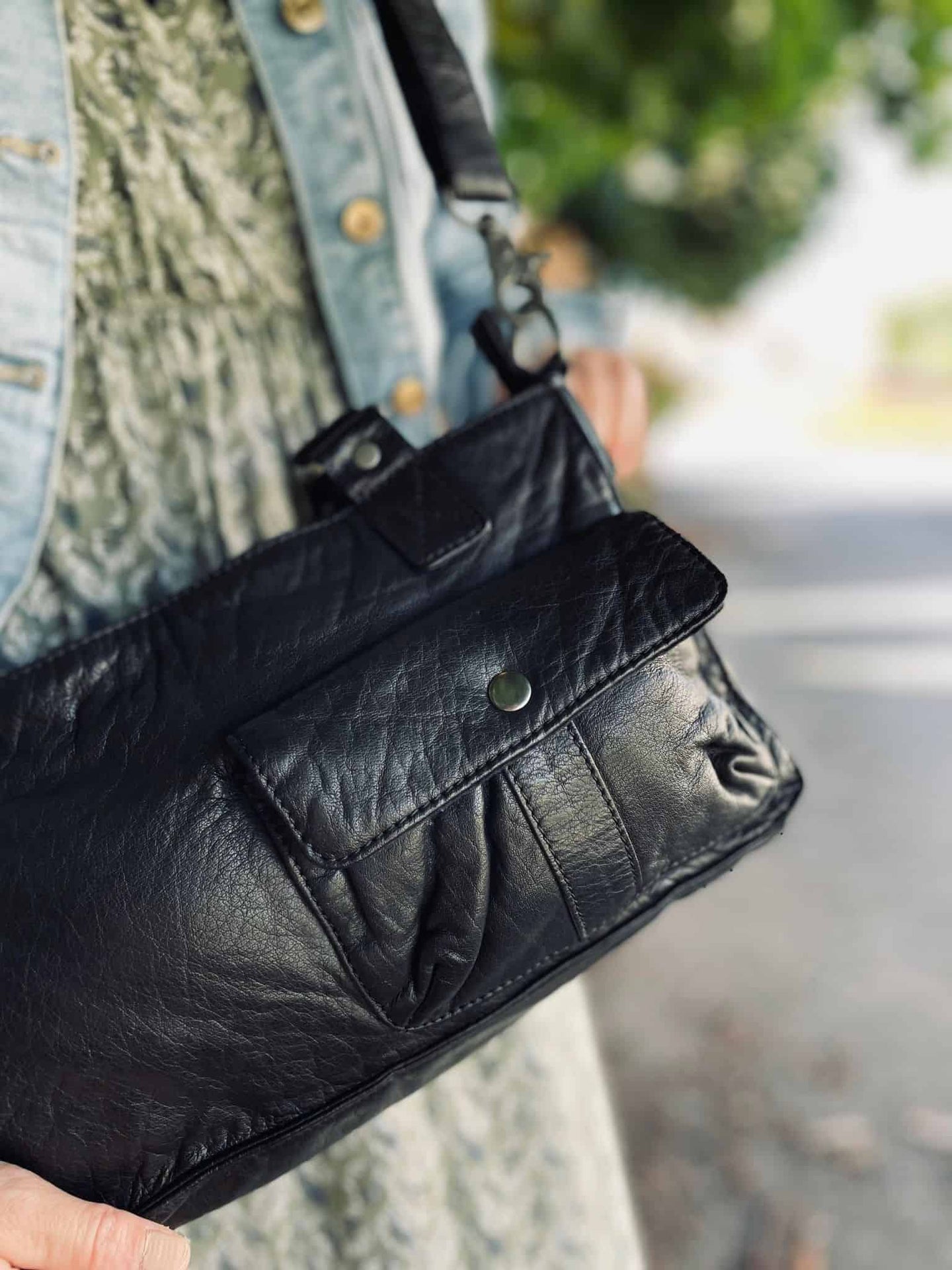 Håndtaske/ crossbody VICTORIA i blød skind - VIAMAJA.DK