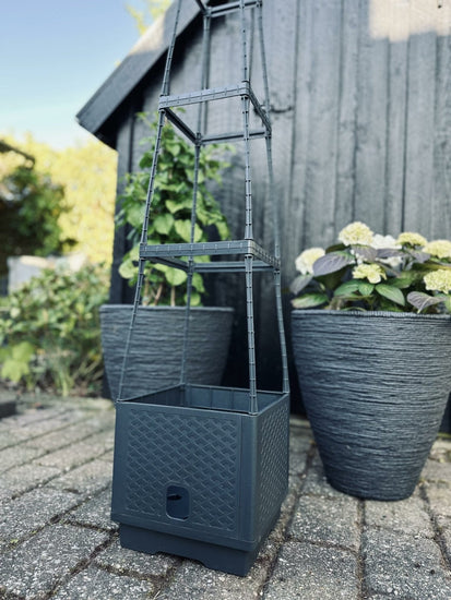 Plantetårn til tomater og klatreplanter - VIAMAJA.DK