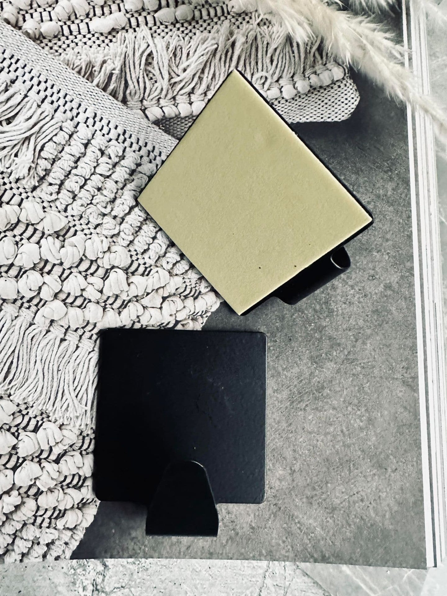 Selvklæbende knage - 2 stk No.4 - VIAMAJA.DK