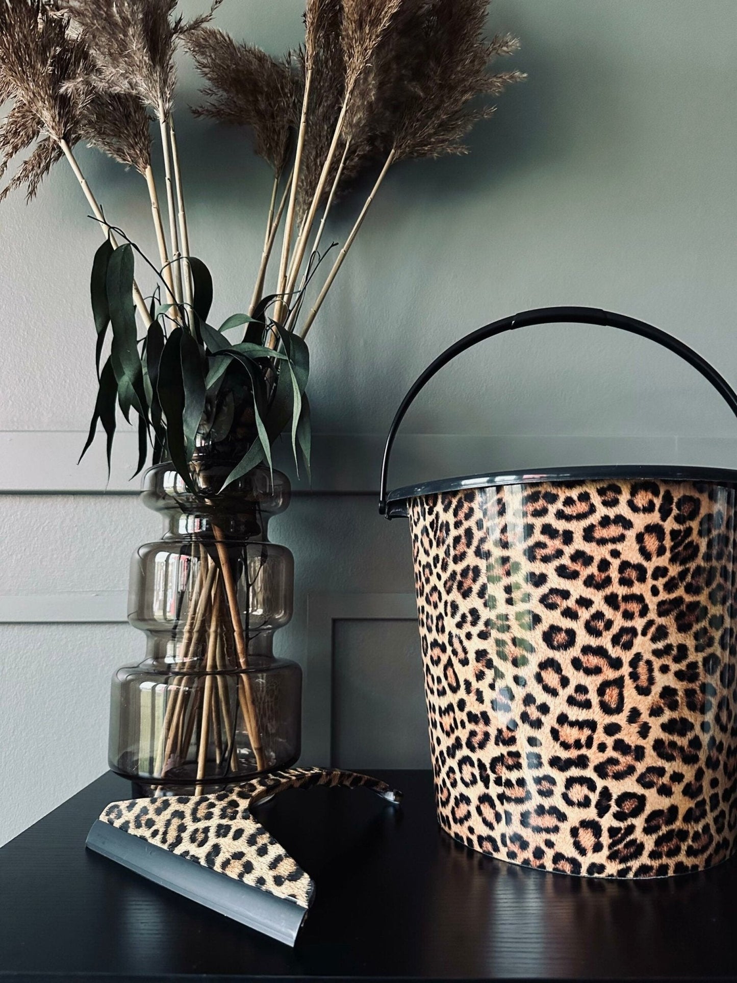 Spand 10 liter – leopard - VIAMAJA.DK