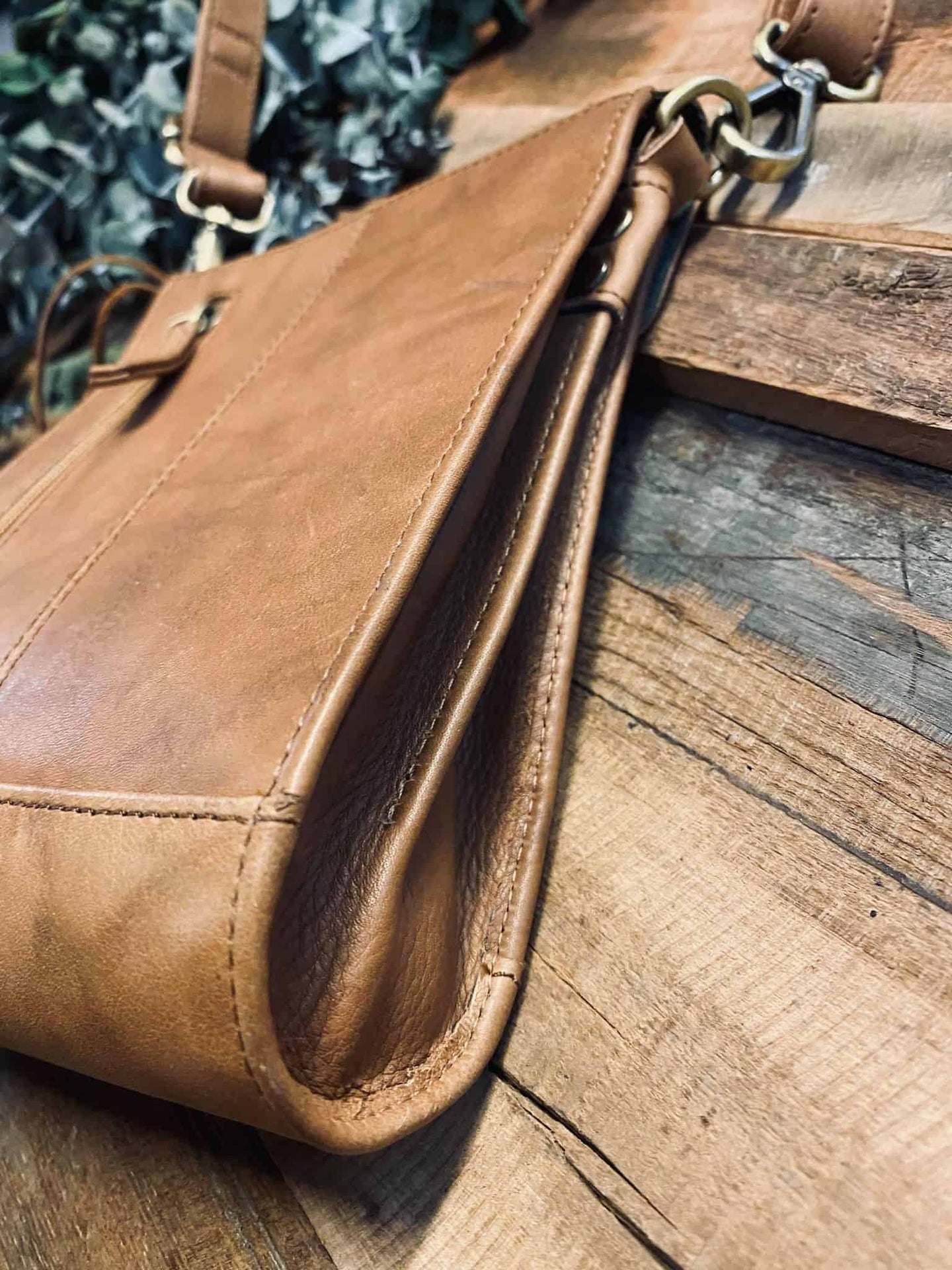 Taske – crossbody MILLE Cognac skind - VIAMAJA.DK