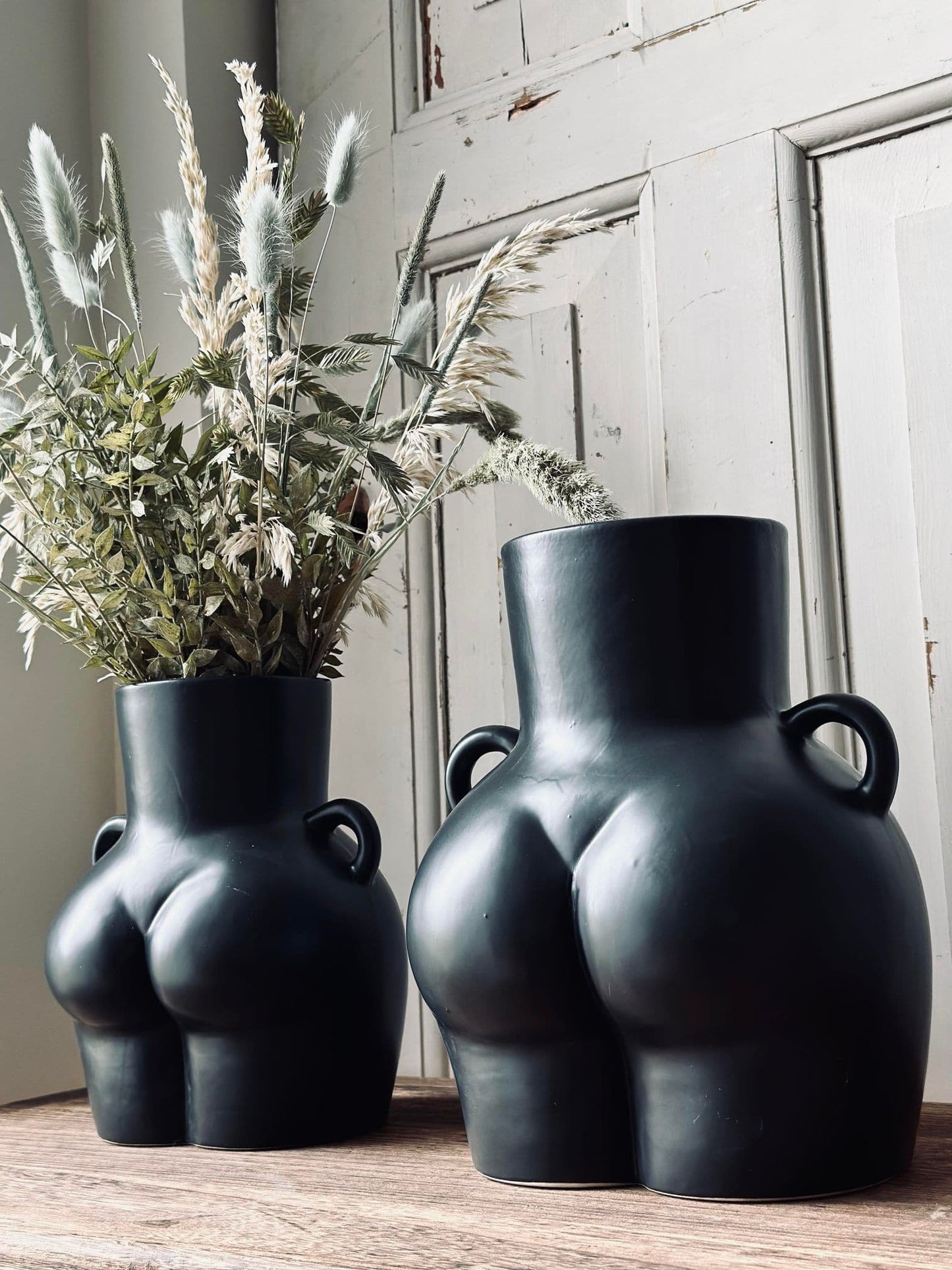 Vase Black Body Small - VIAMAJA.DK