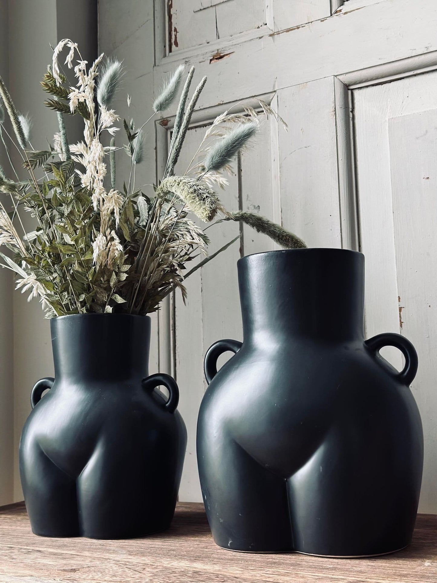 Vase Black Body Small - VIAMAJA.DK