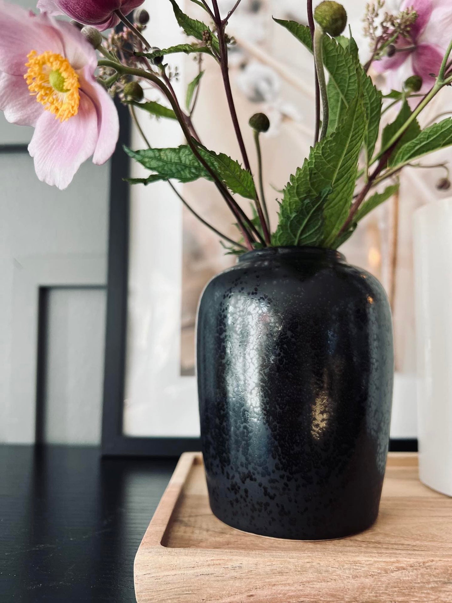 Vase H 12cm – Sort stentøj - VIAMAJA.DK