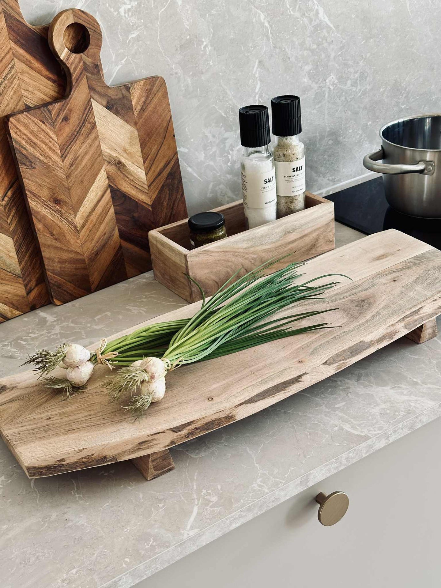 Serveringsbrett med ben 65 cm