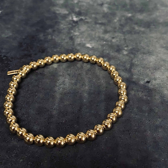 14 karat Guldbelagt armbånd sammensat af sirlige perler - VIAMAJA.DK