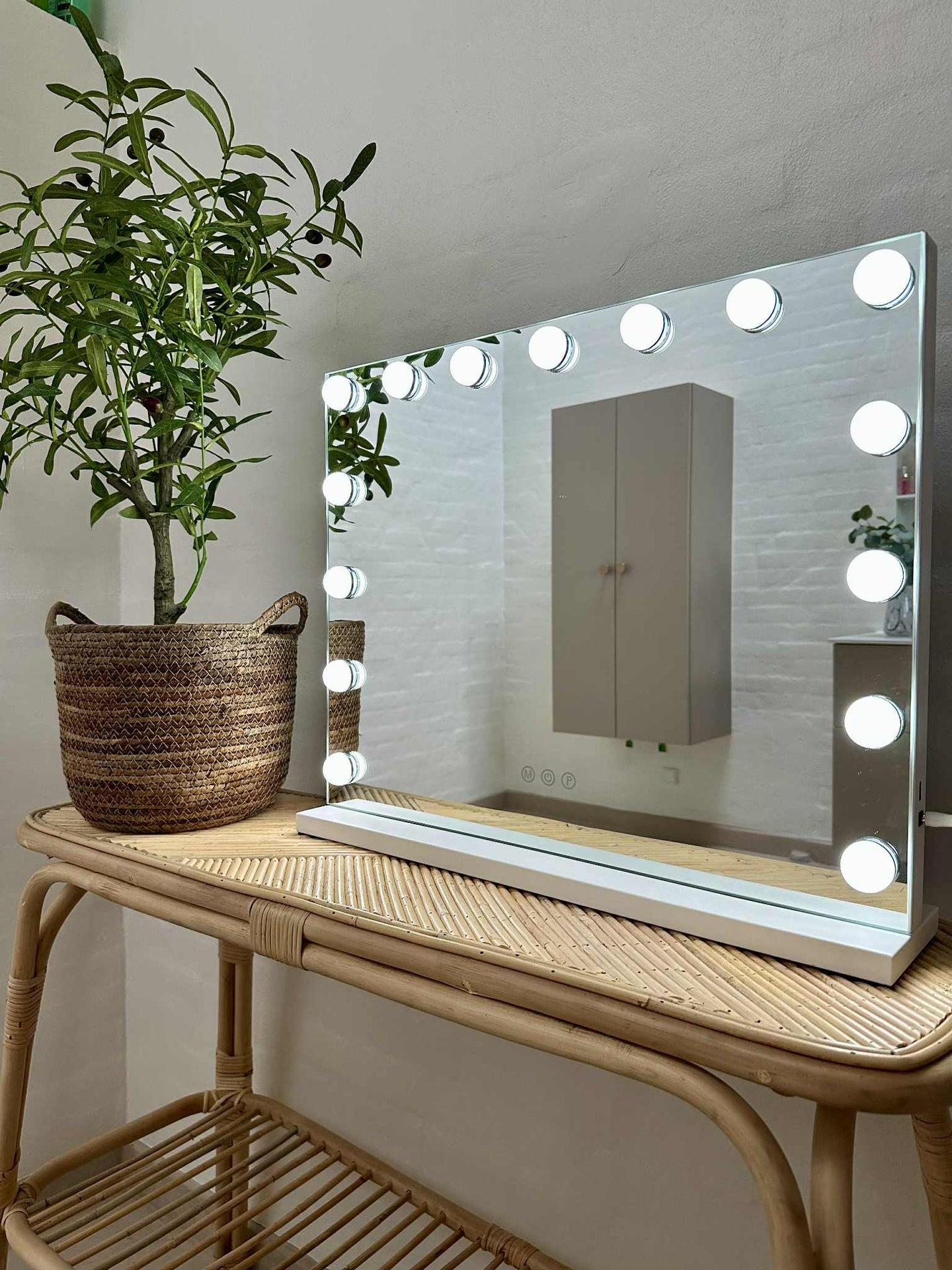 Hollywood Makeup-speil med lys
