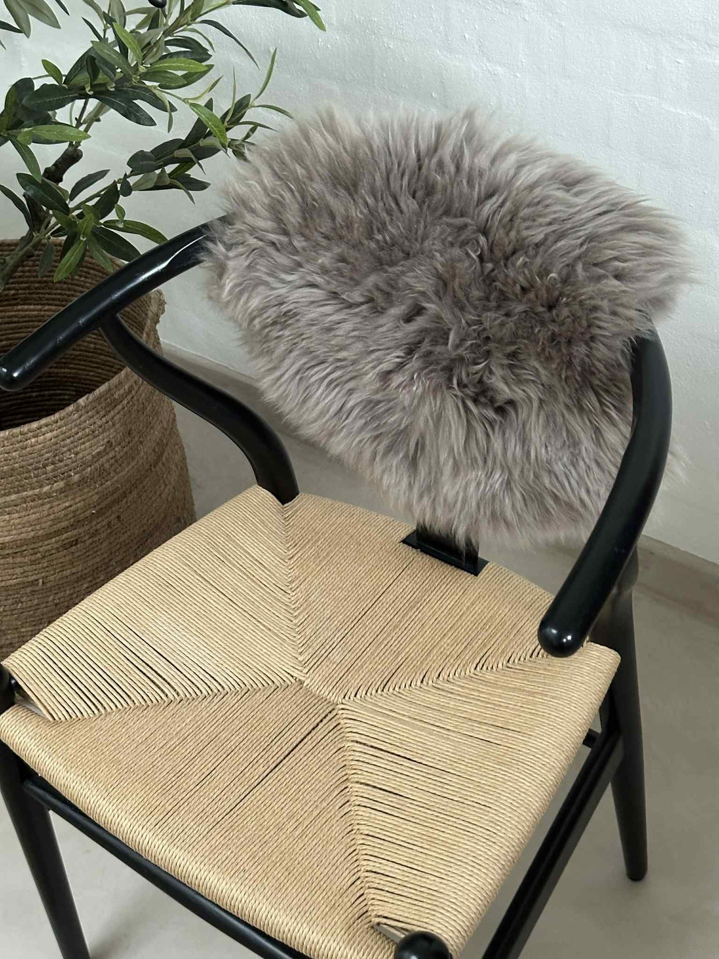 Sittefell Ø 34 cm - Mocca lammeskinn