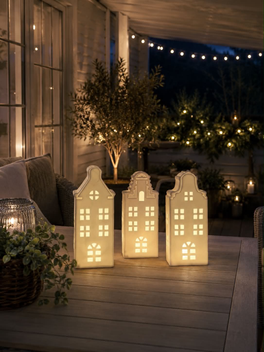 Lyshus med LED  - WHITE MIX