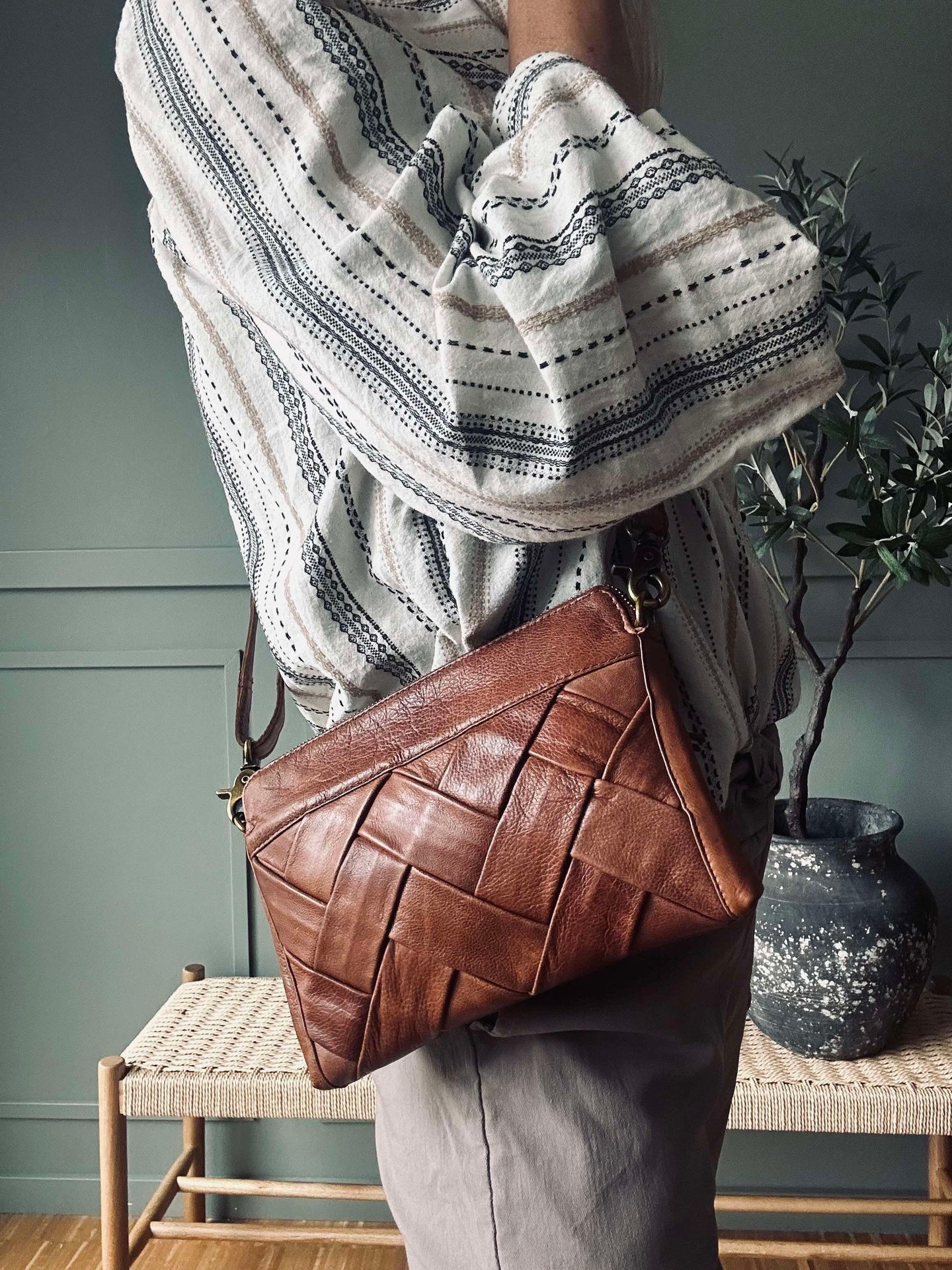 Crossover Havana Walnut