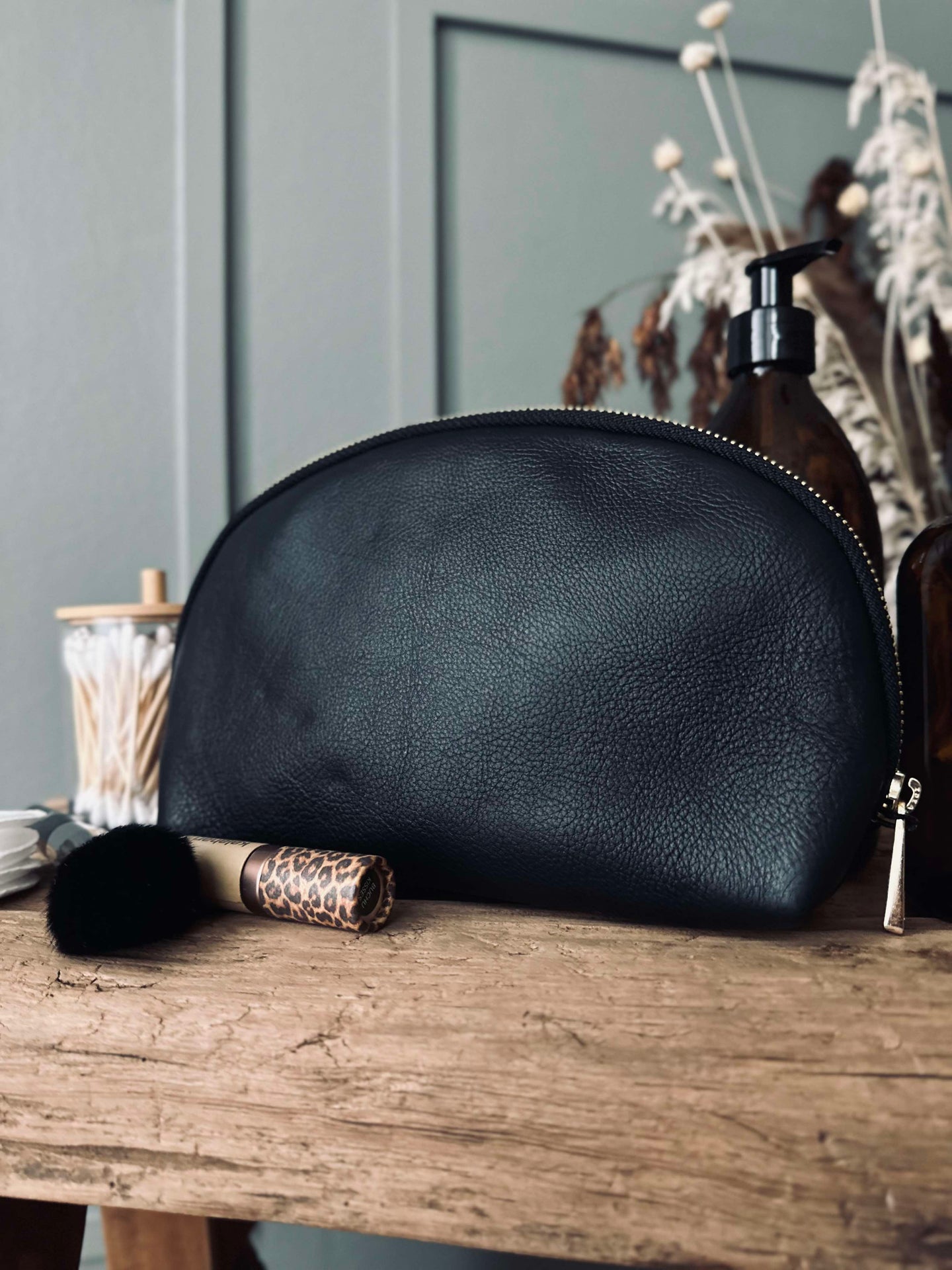 Clutch Aria – Black