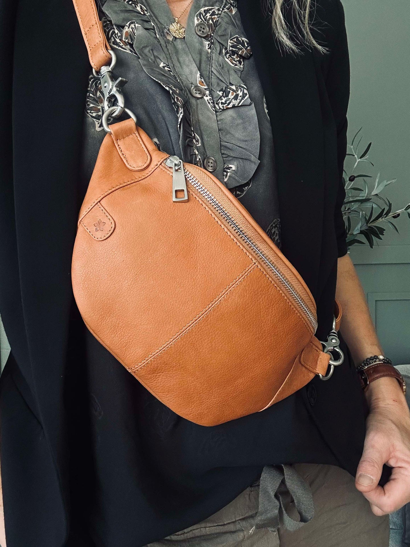 Bumbag Molly - Cognac / sølv
