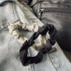 Hårstrikker Scrunchie Svart / Grå - 2 stk