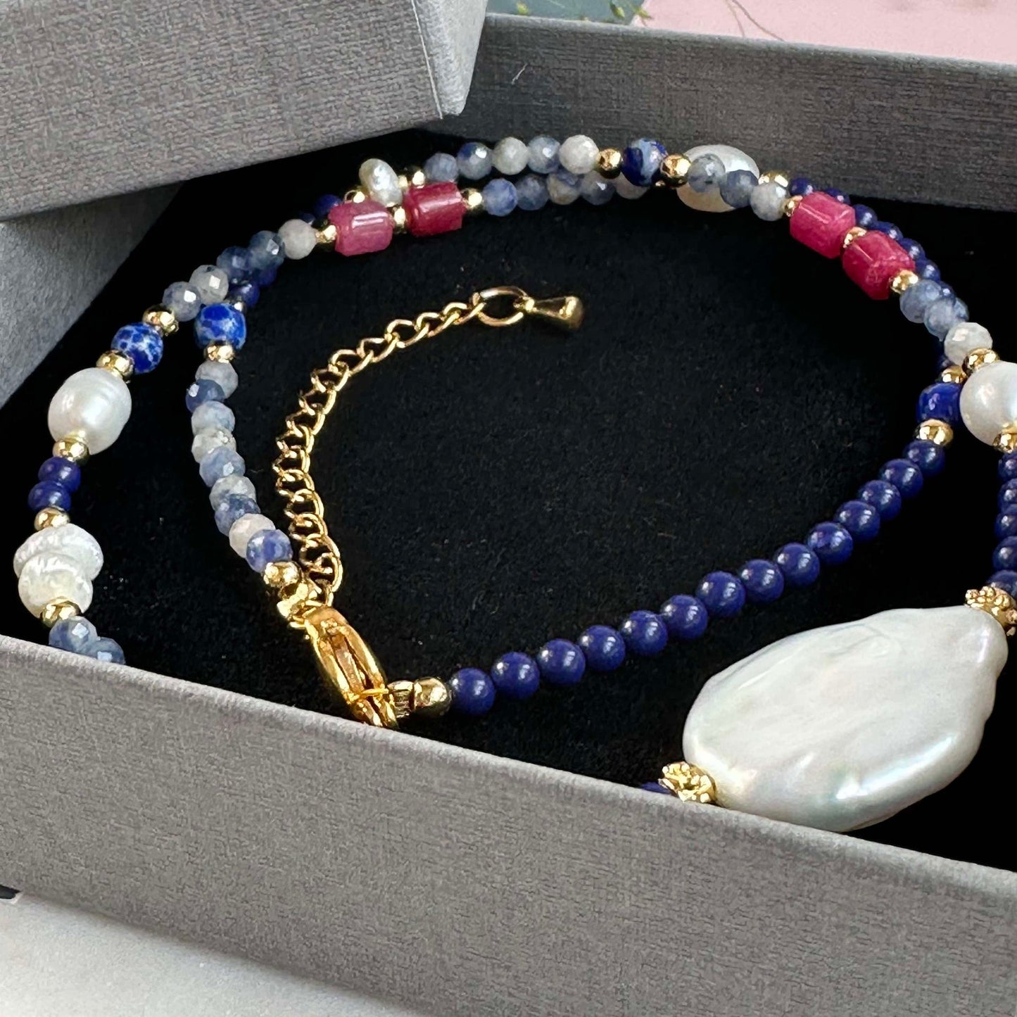 Anheng Annika med ferskvannsperler