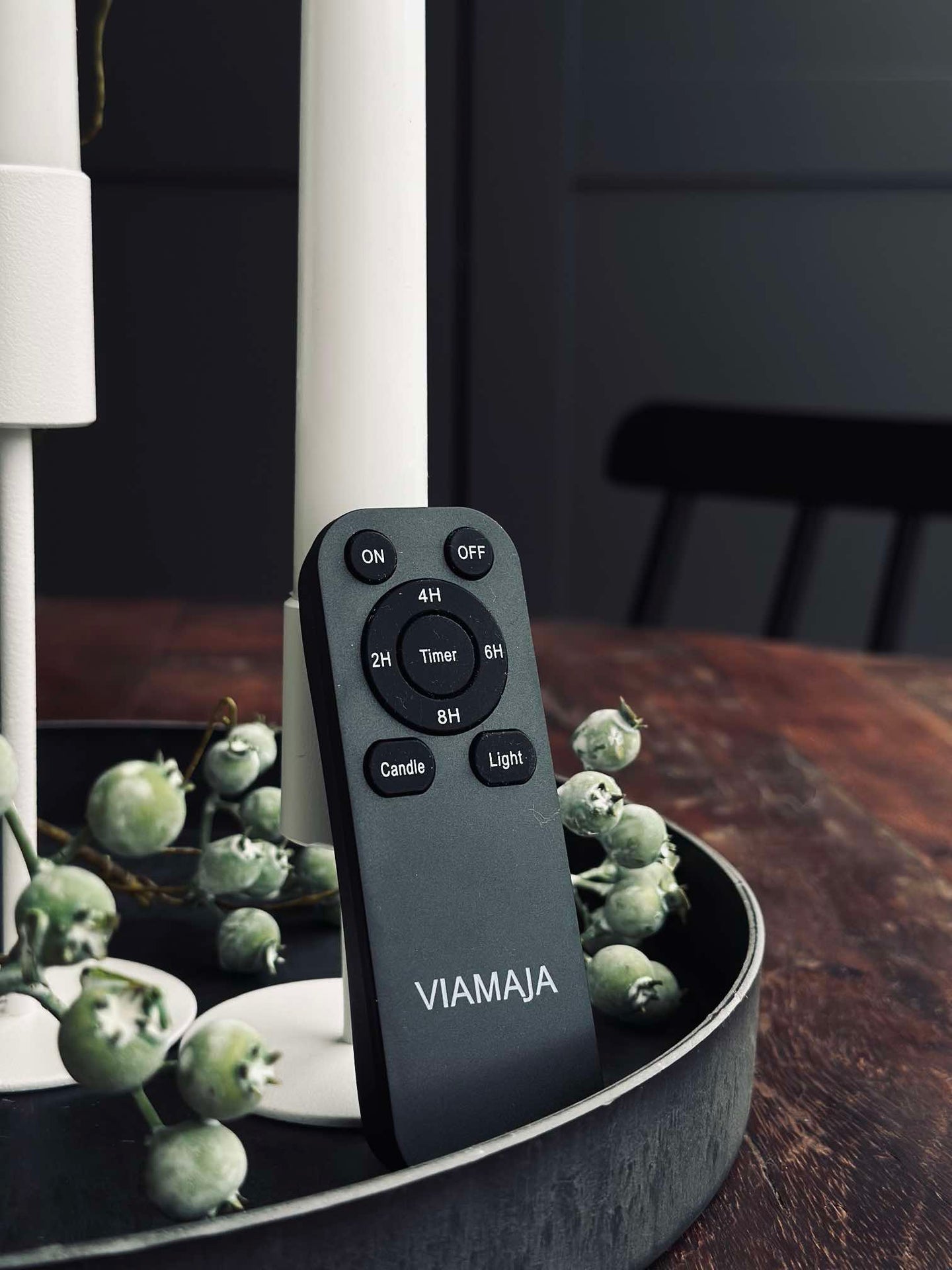 Stagelys / Sett med 2 stk og fjernkontroll – Hvit 24 cm