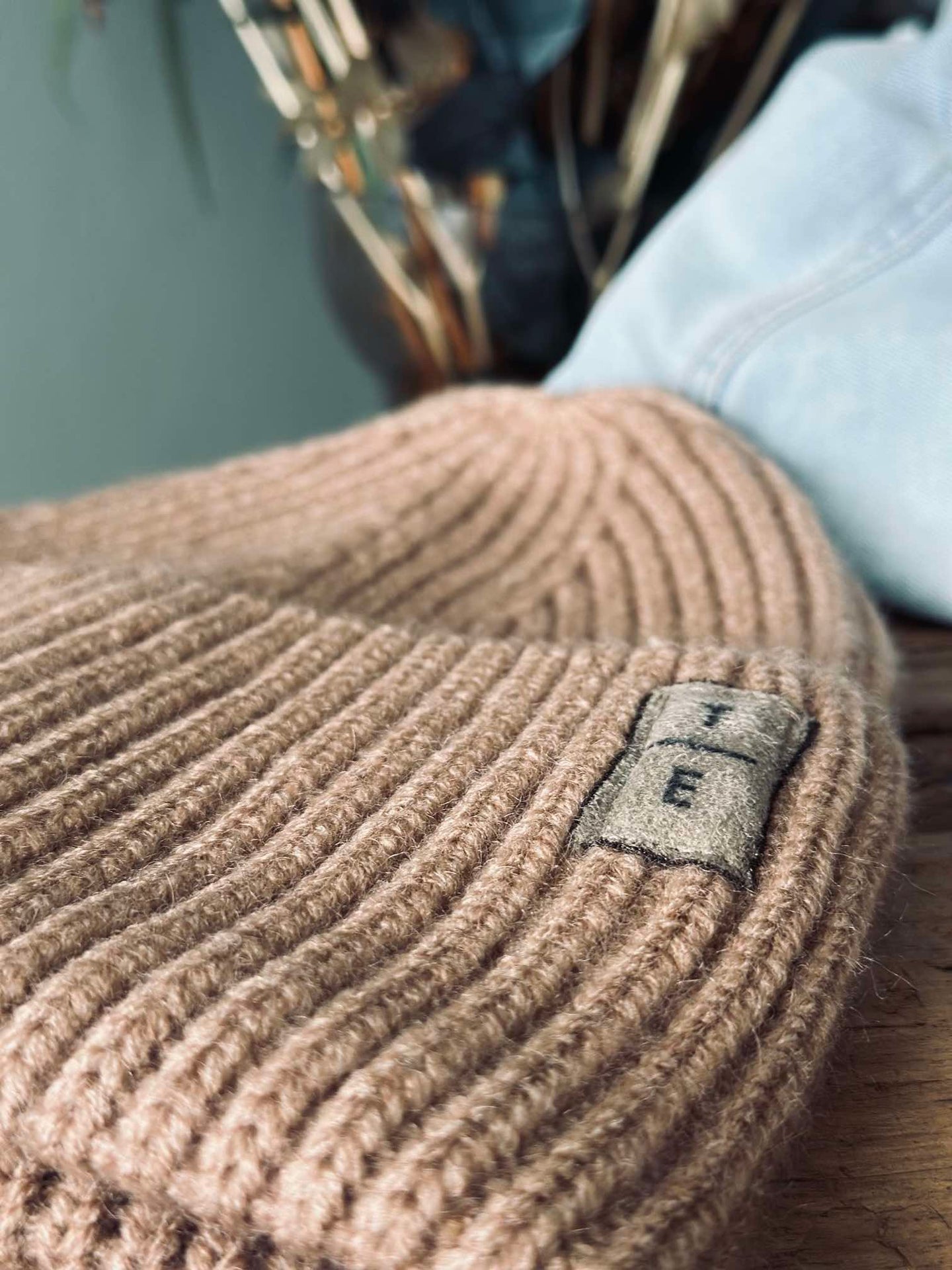 Lue Beanie camel
