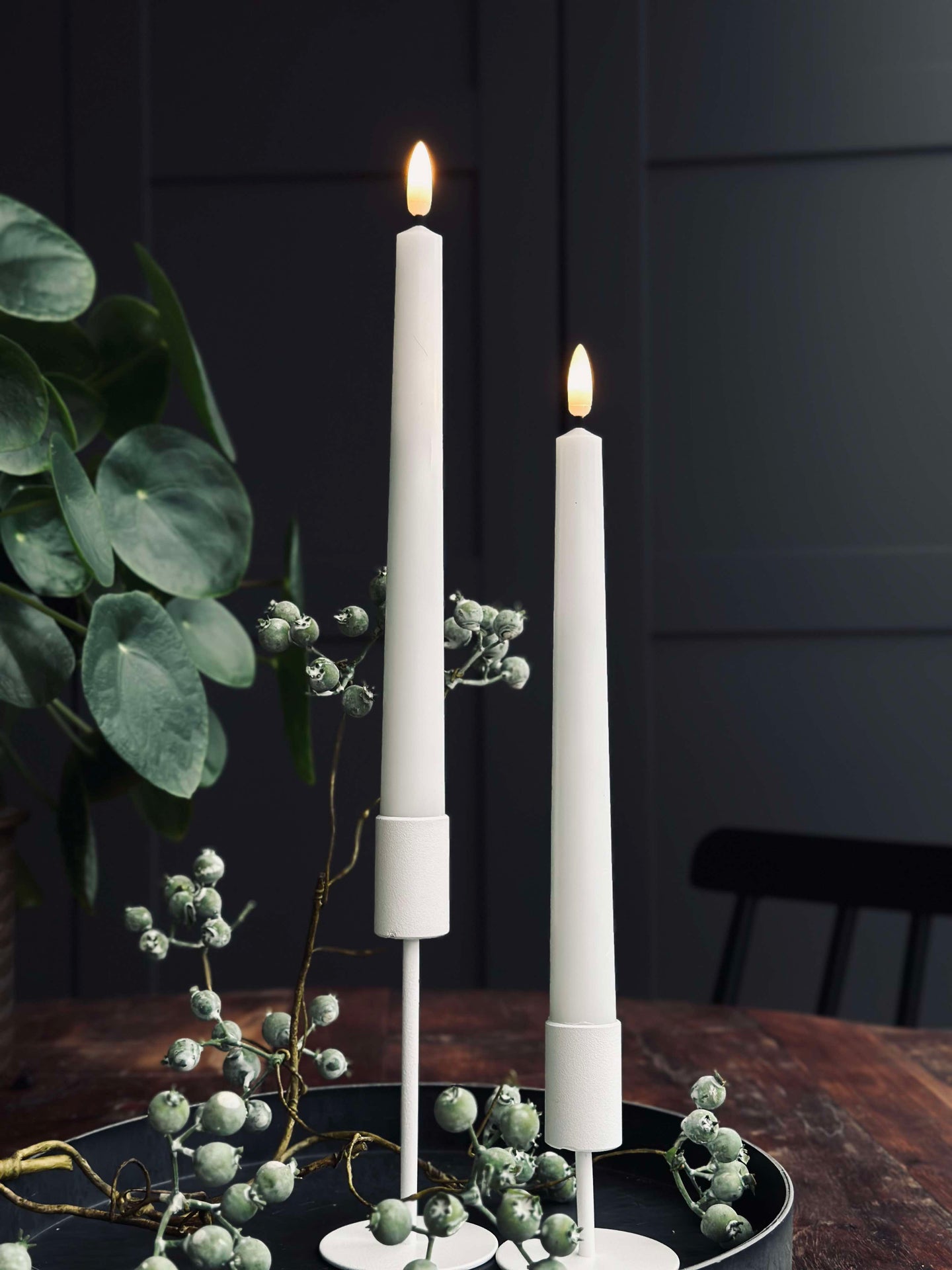 Stagelys / Sett med 2 stk og fjernkontroll – Hvit 24 cm