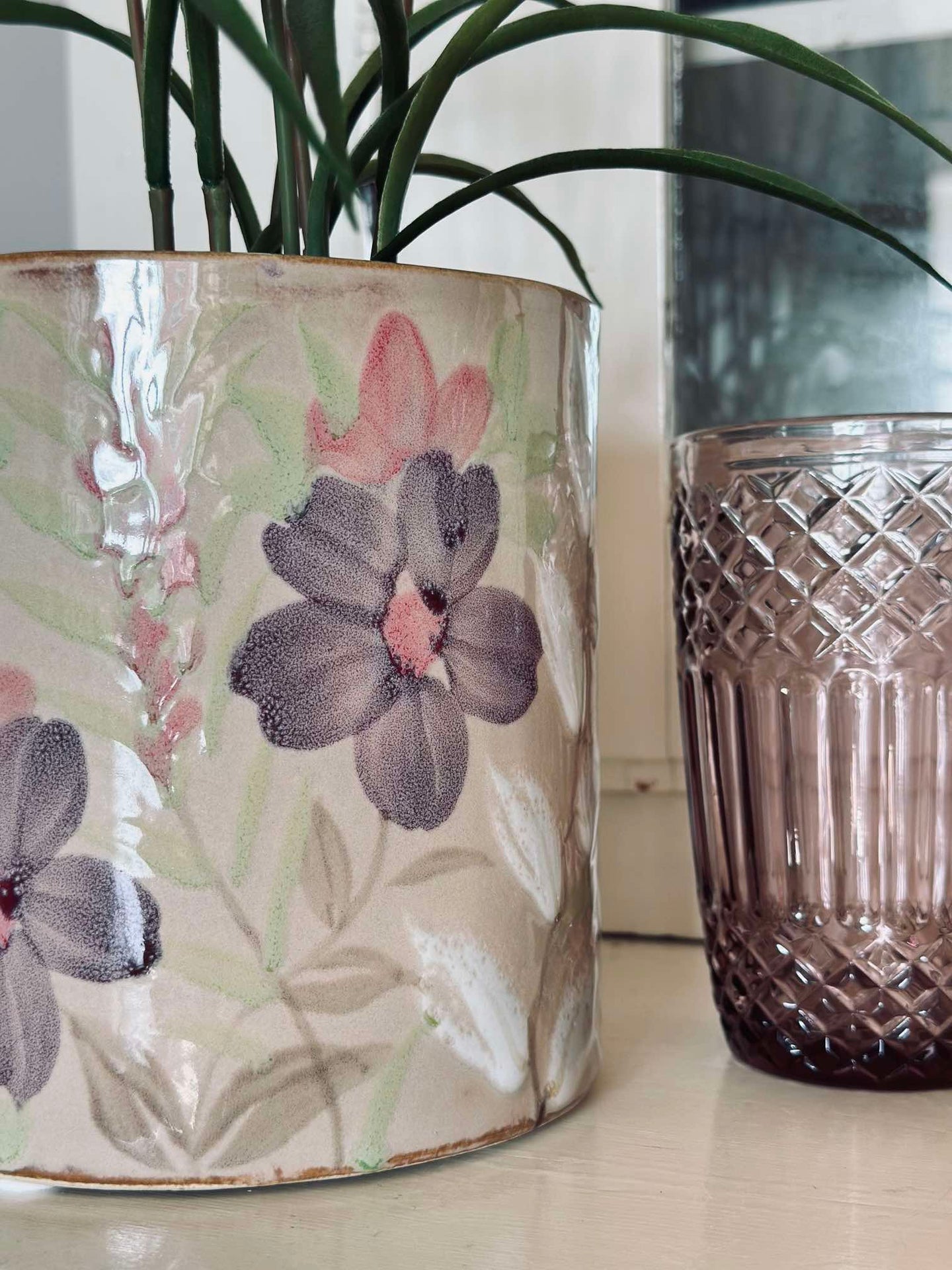 Urtepotte FLORA - Stor håndmalt
