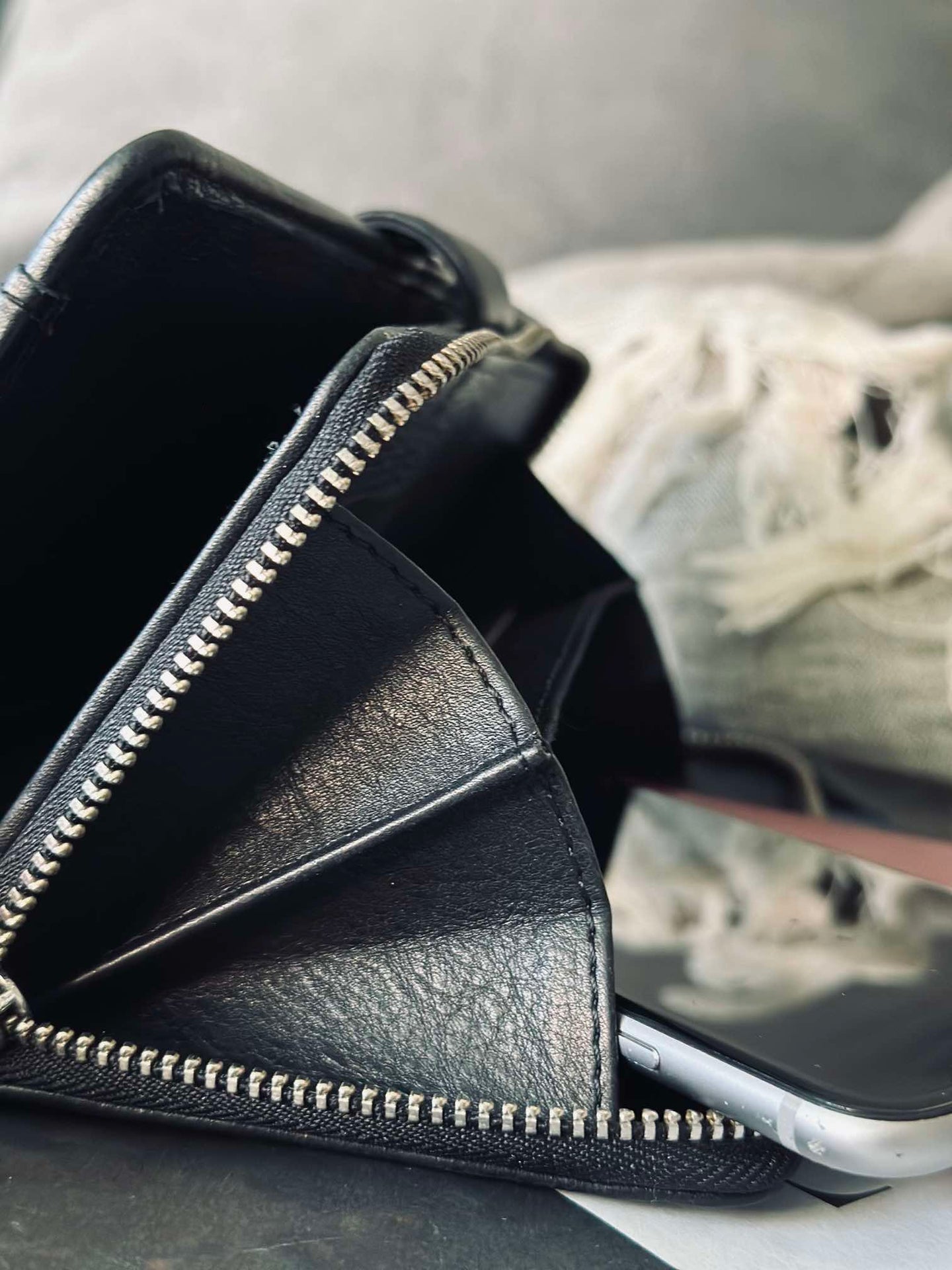 Clutch Posh – Svart / Sølv