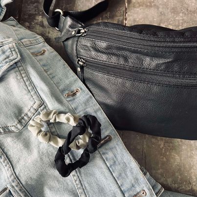 Hårstrikker Scrunchie Svart / Grå - 2 stk