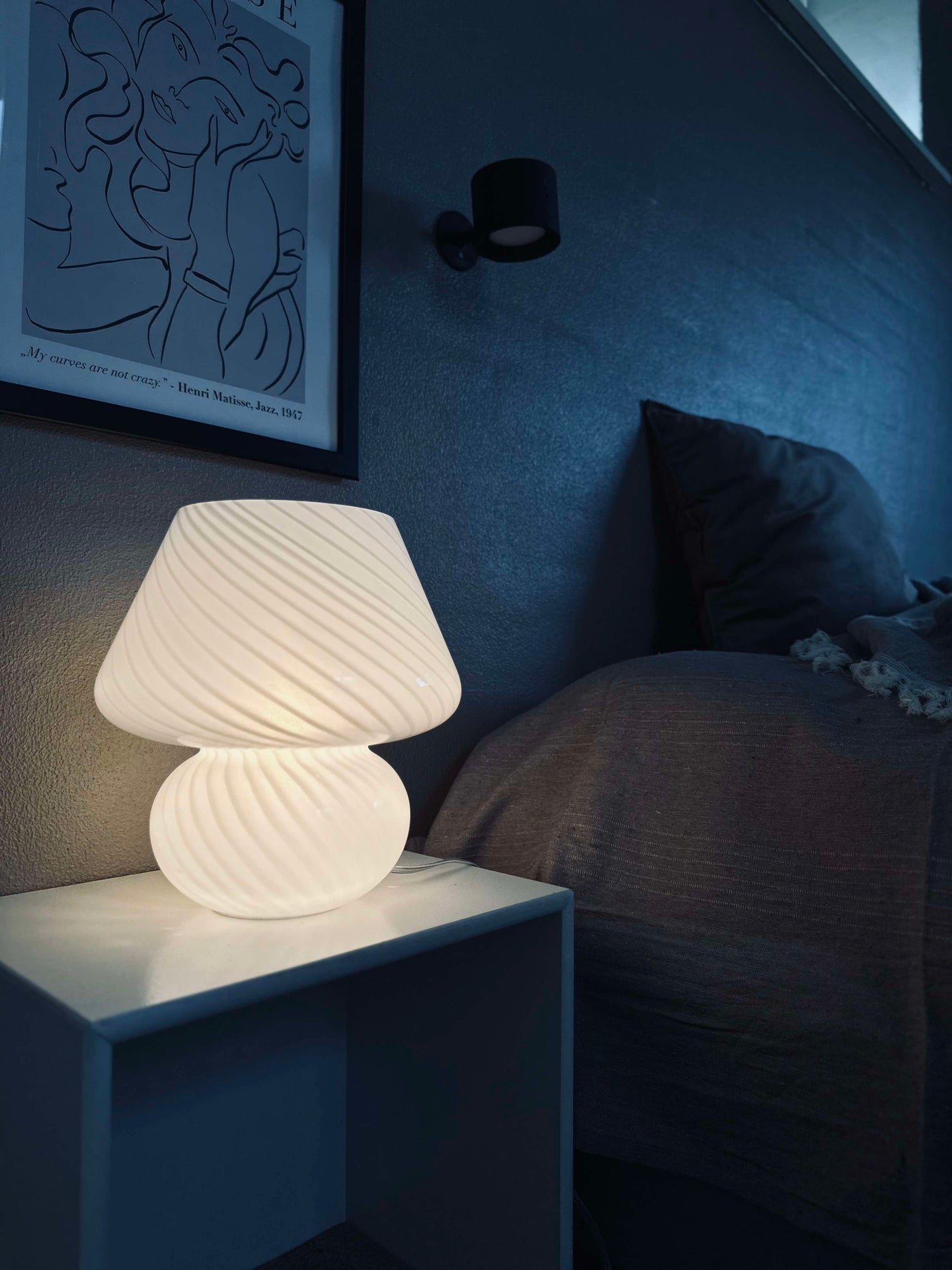 Mushroom Large - Hvitt munnblåst glass