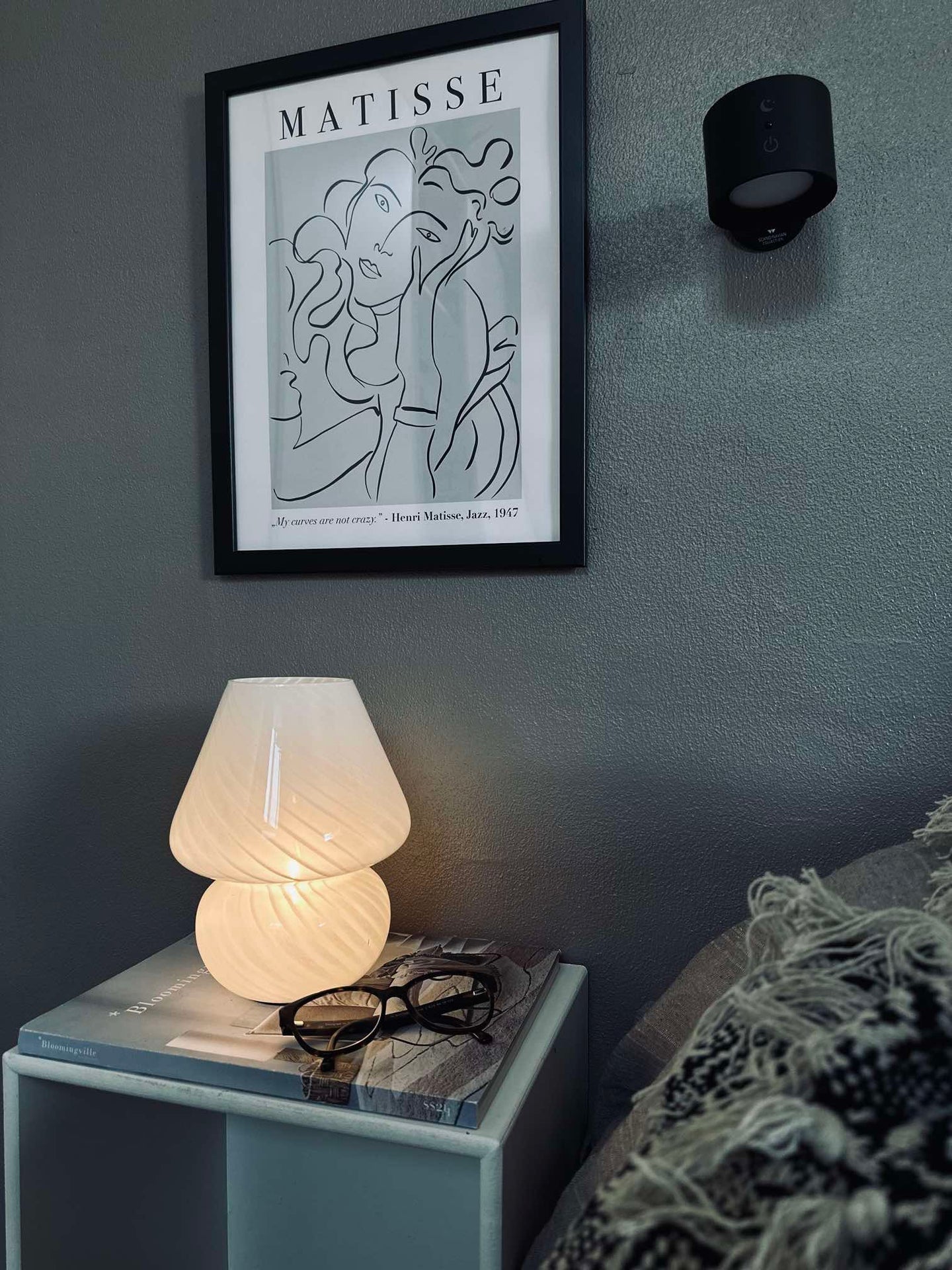 Mushroom Small – Hvitt munnblåst glass
