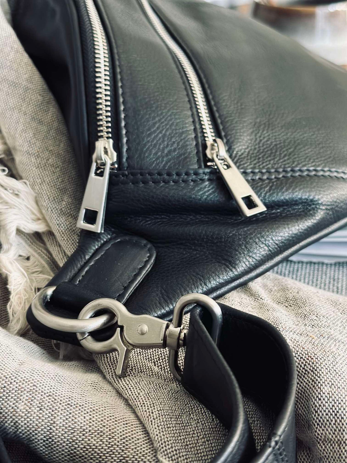 Bumbag BIG Astrid - Svart / Sølv