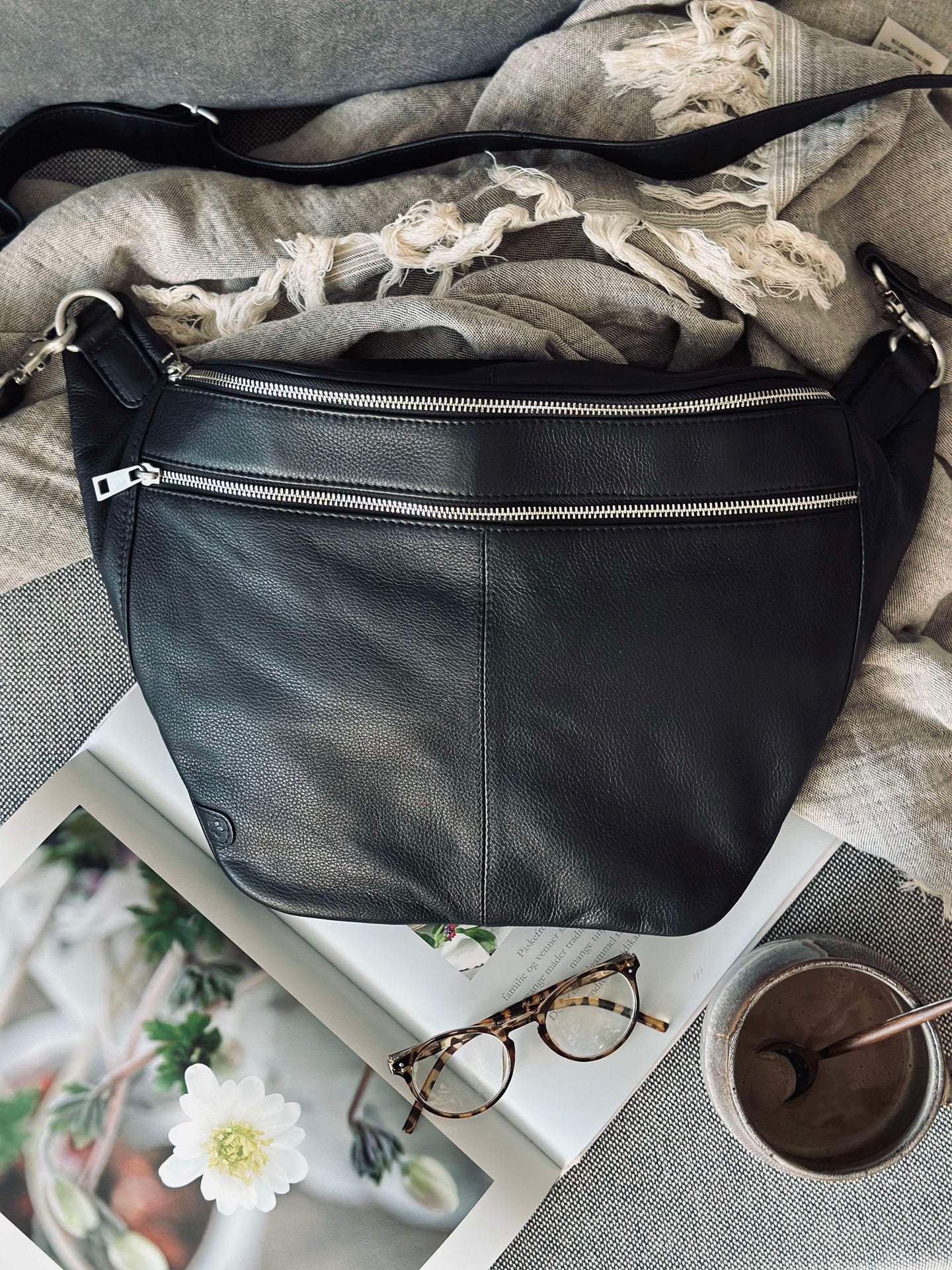 Bumbag BIG Astrid - Svart / Sølv