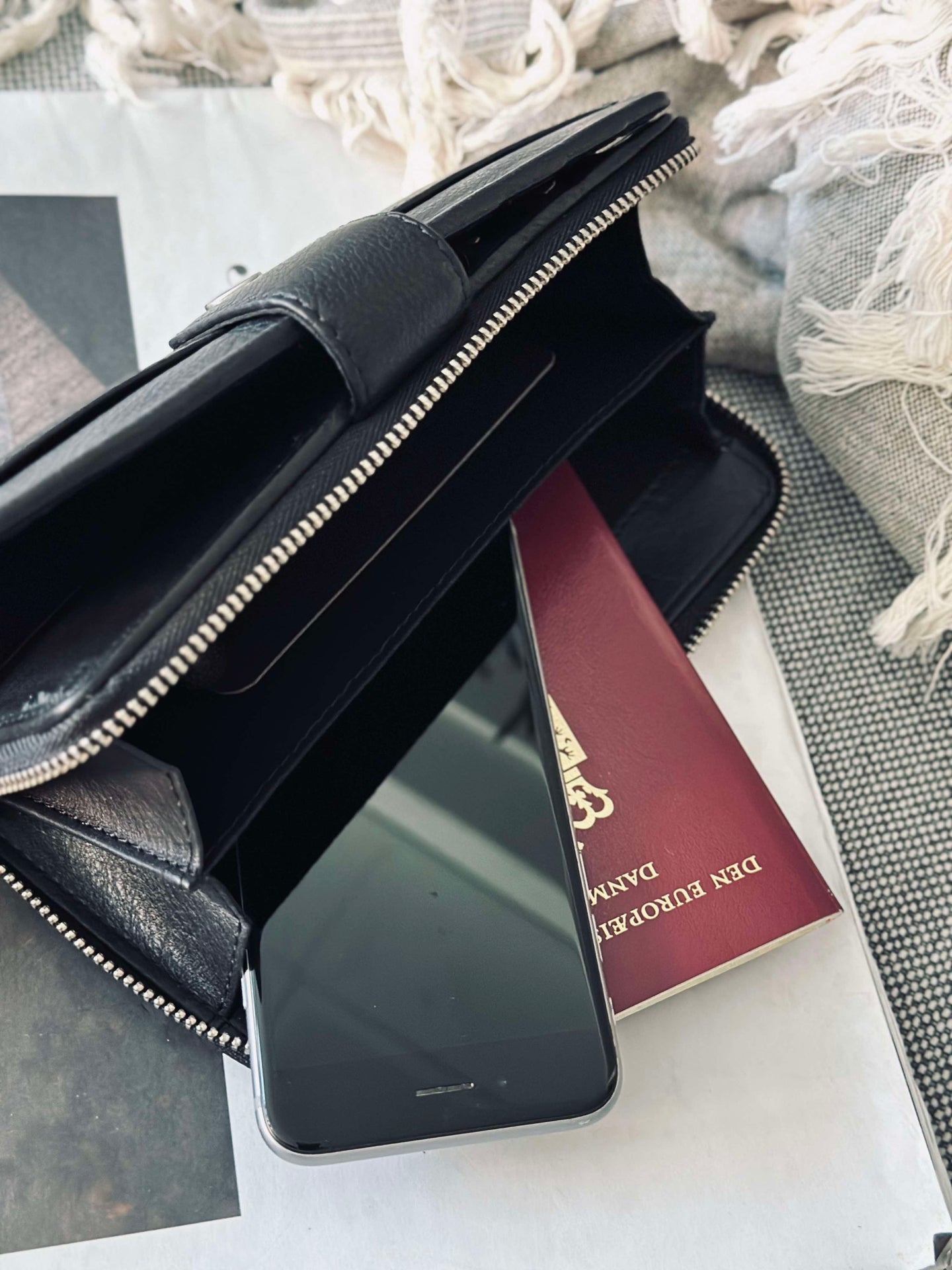 Clutch Posh – Svart / Sølv
