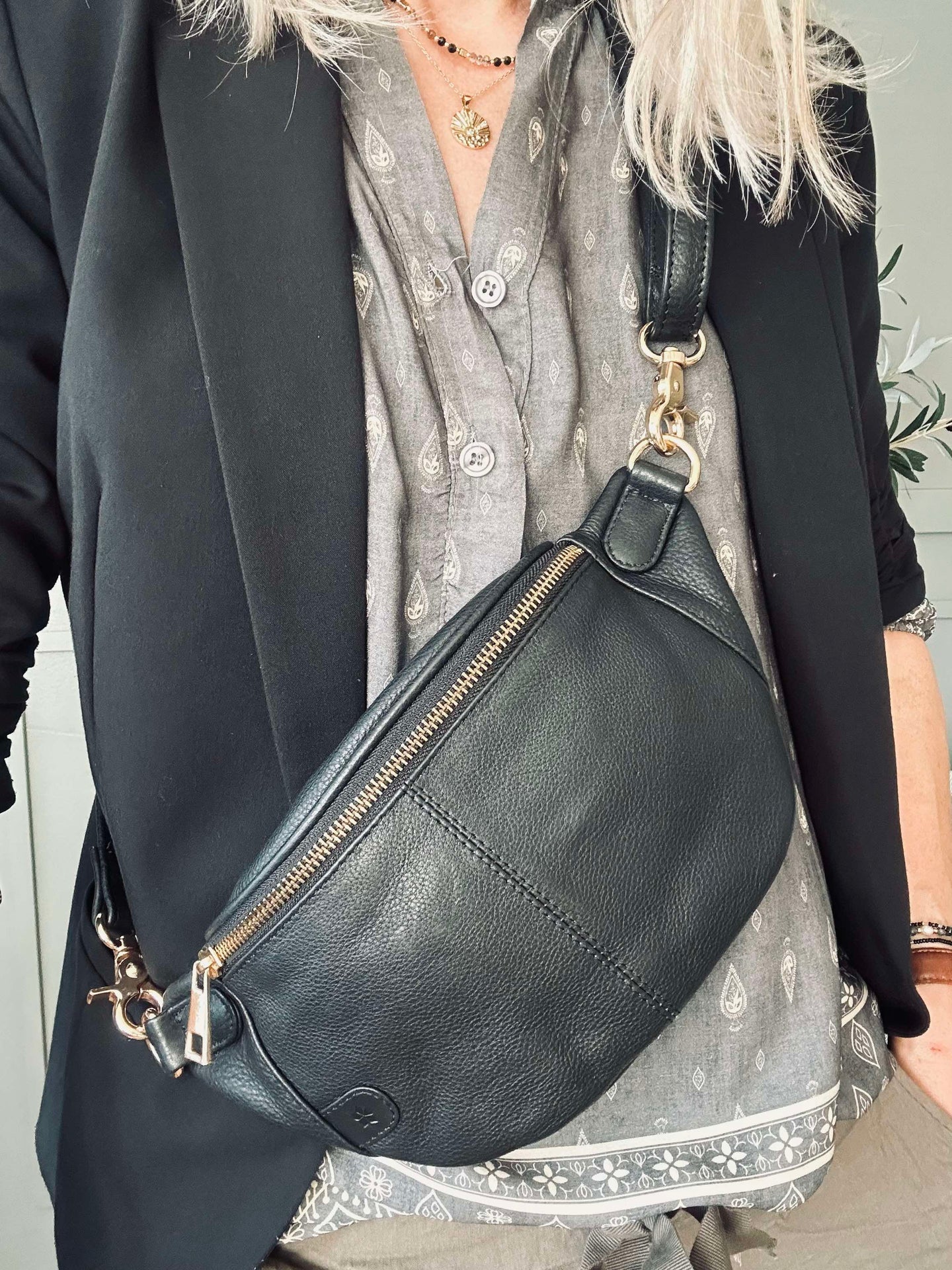 Bumbag Molly - Svart / gull