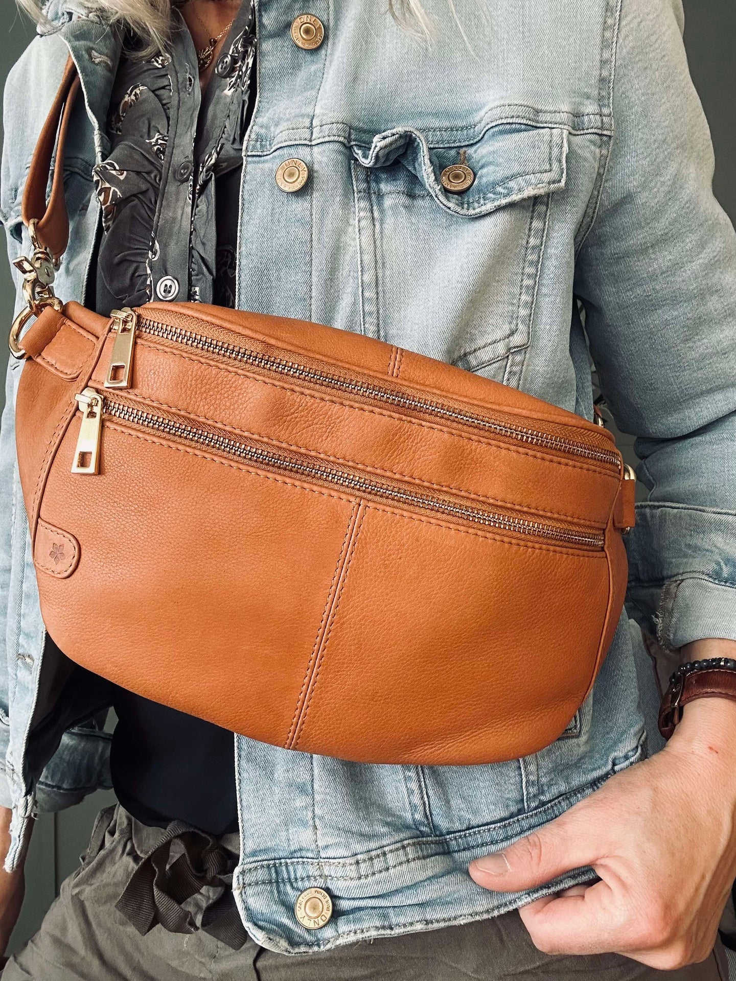 Bumbag Astrid - Cognac / Gull